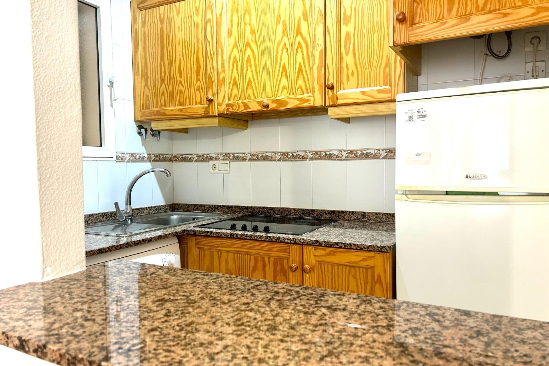 Resale - Apartment -
Torrevieja - Estacion De Autobuses