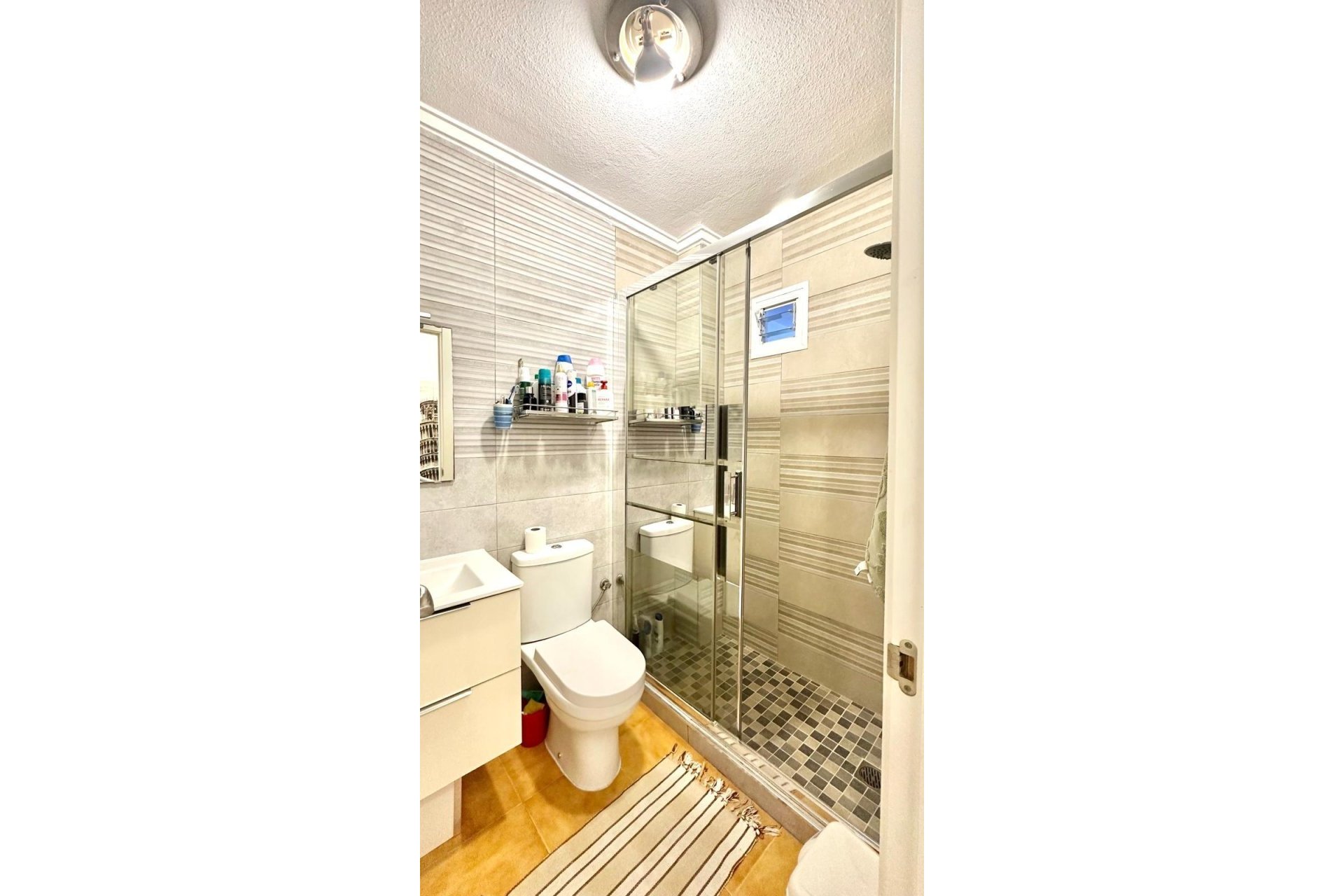 Resale - Apartment -
Torrevieja - Estacion De Autobuses