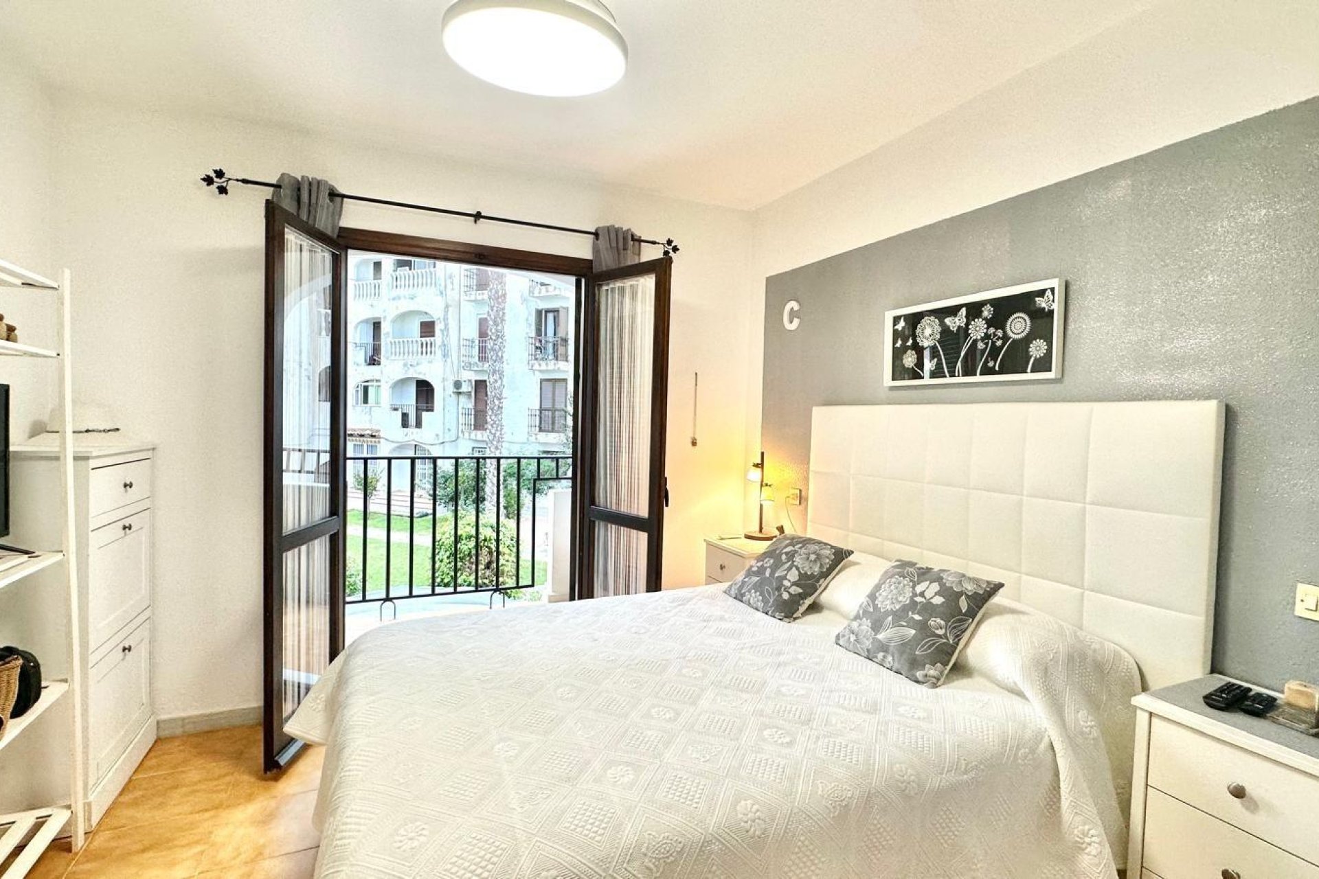 Resale - Apartment -
Torrevieja - Estacion De Autobuses