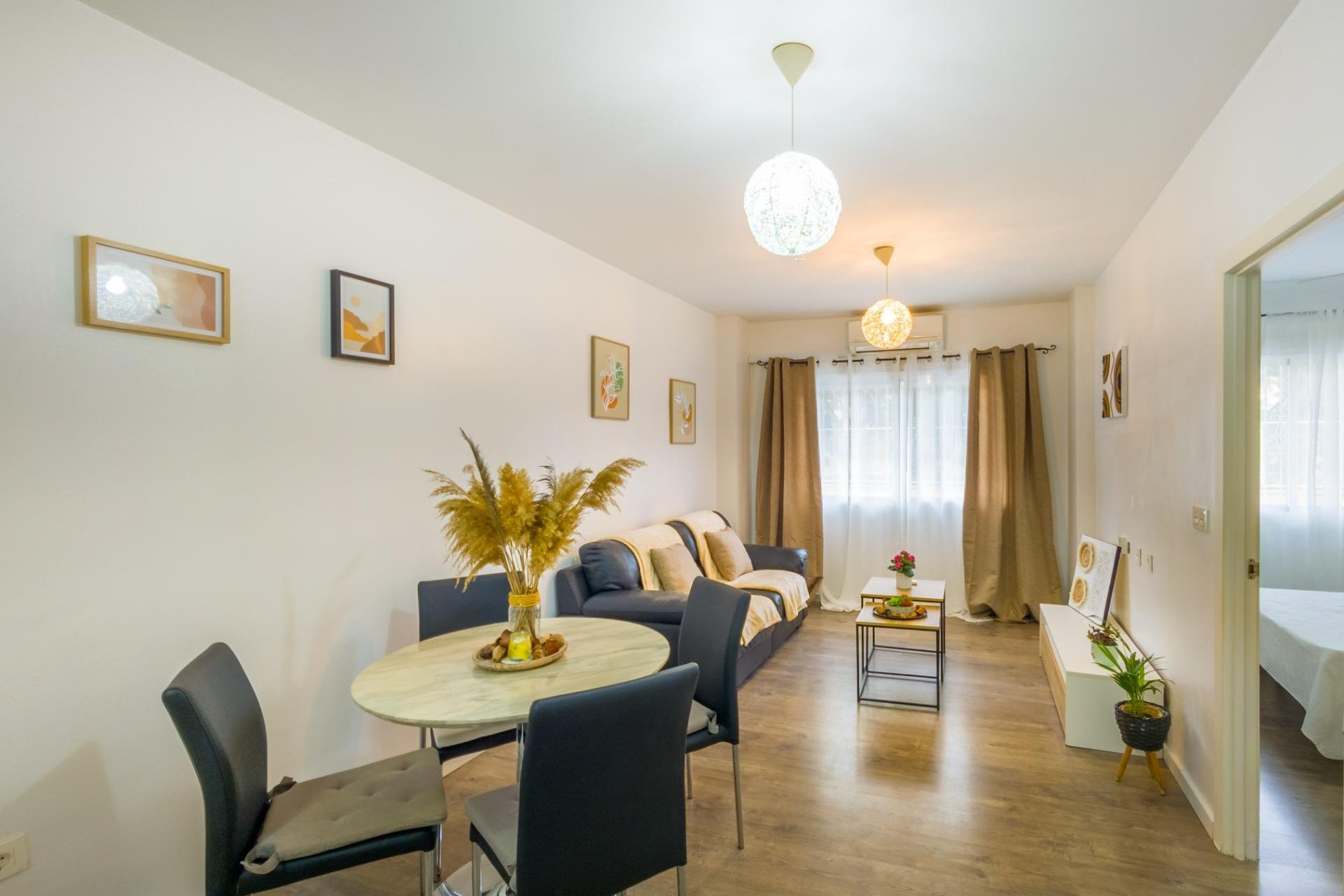 Resale - Apartment -
Torrevieja - Estacion De Autobuses