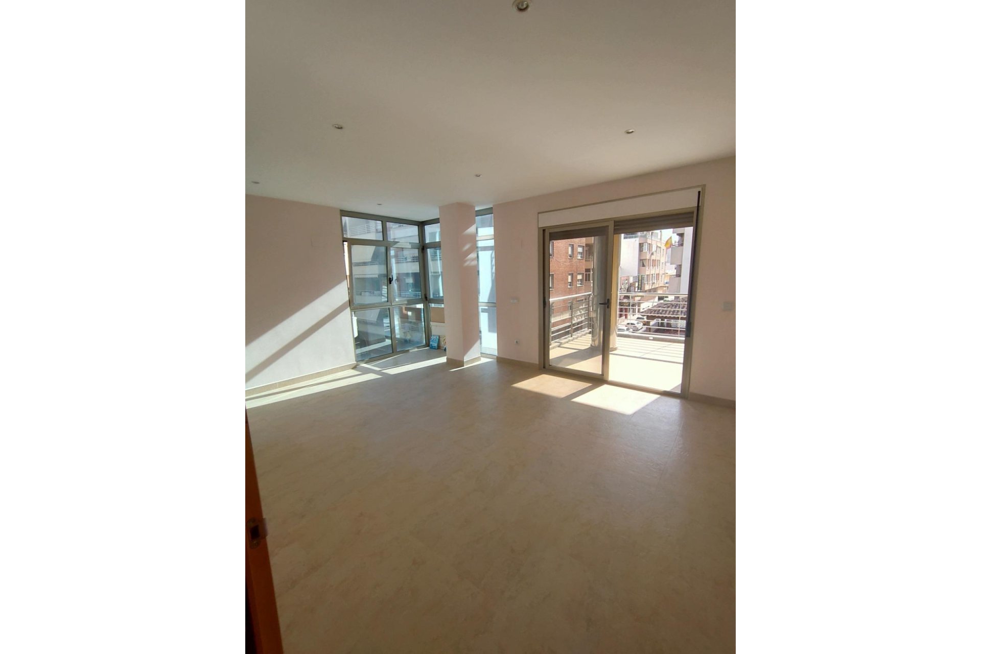 Resale - Apartment -
Torrevieja - Estacion De Autobuses