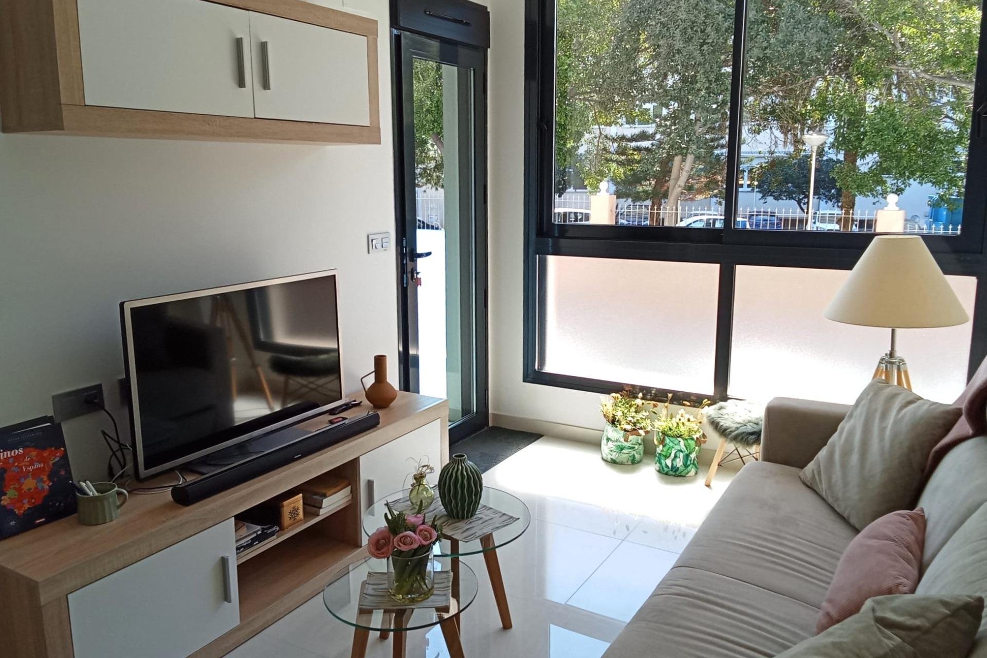 Resale - Apartment -
Torrevieja - Estacion De Autobuses