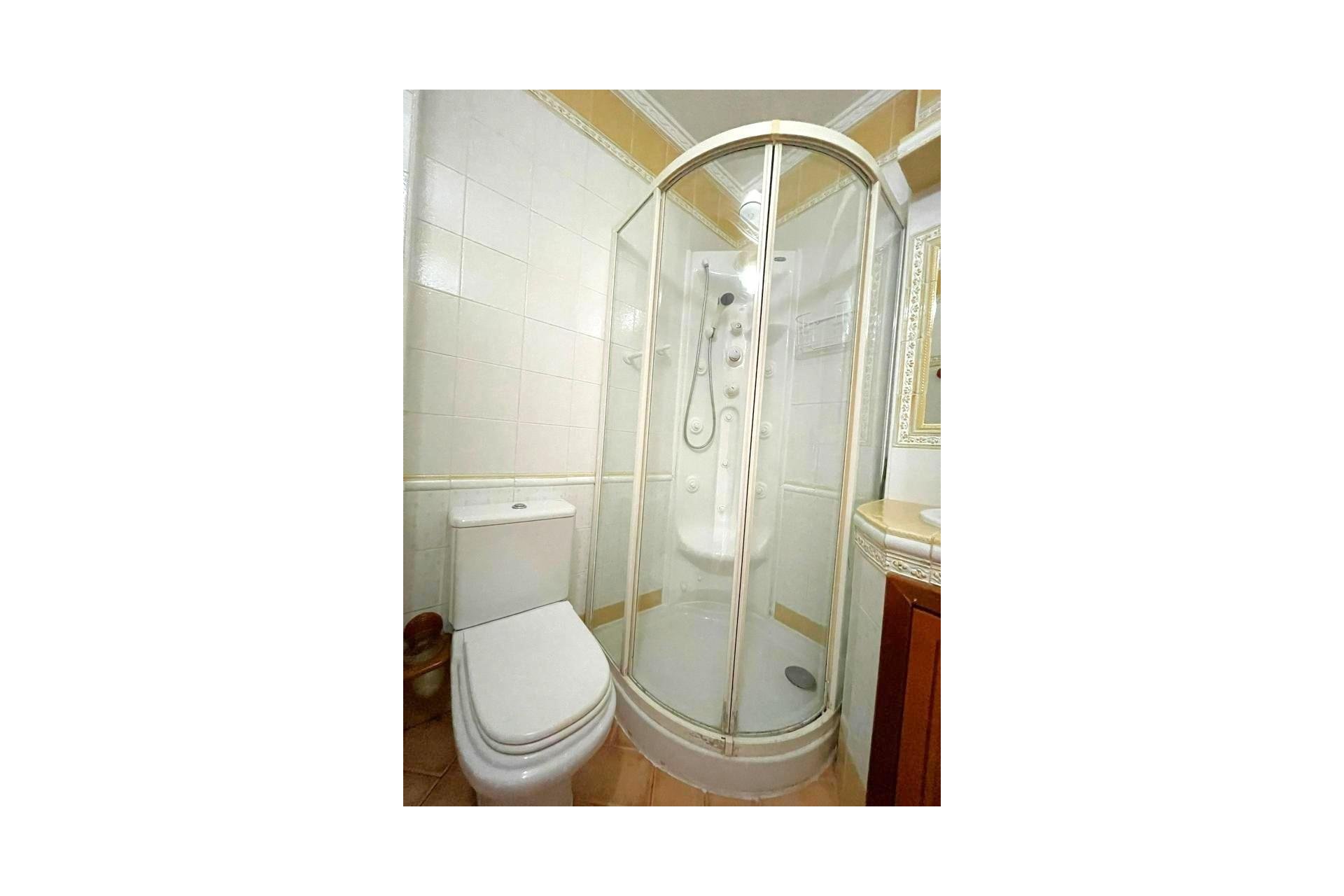 Resale - Apartment -
Torrevieja - Estacion De Autobuses