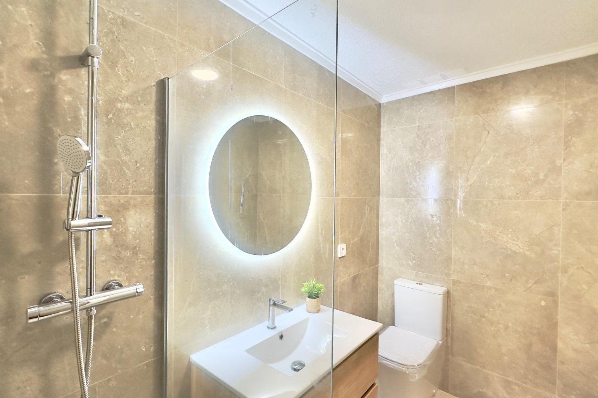 Resale - Apartment -
Torrevieja - Estacion De Autobuses