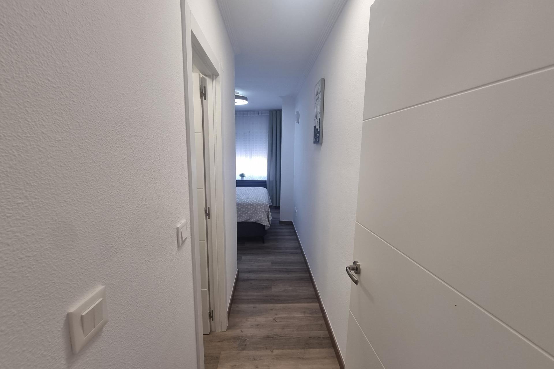 Resale - Apartment -
Torrevieja - Estacion De Autobuses