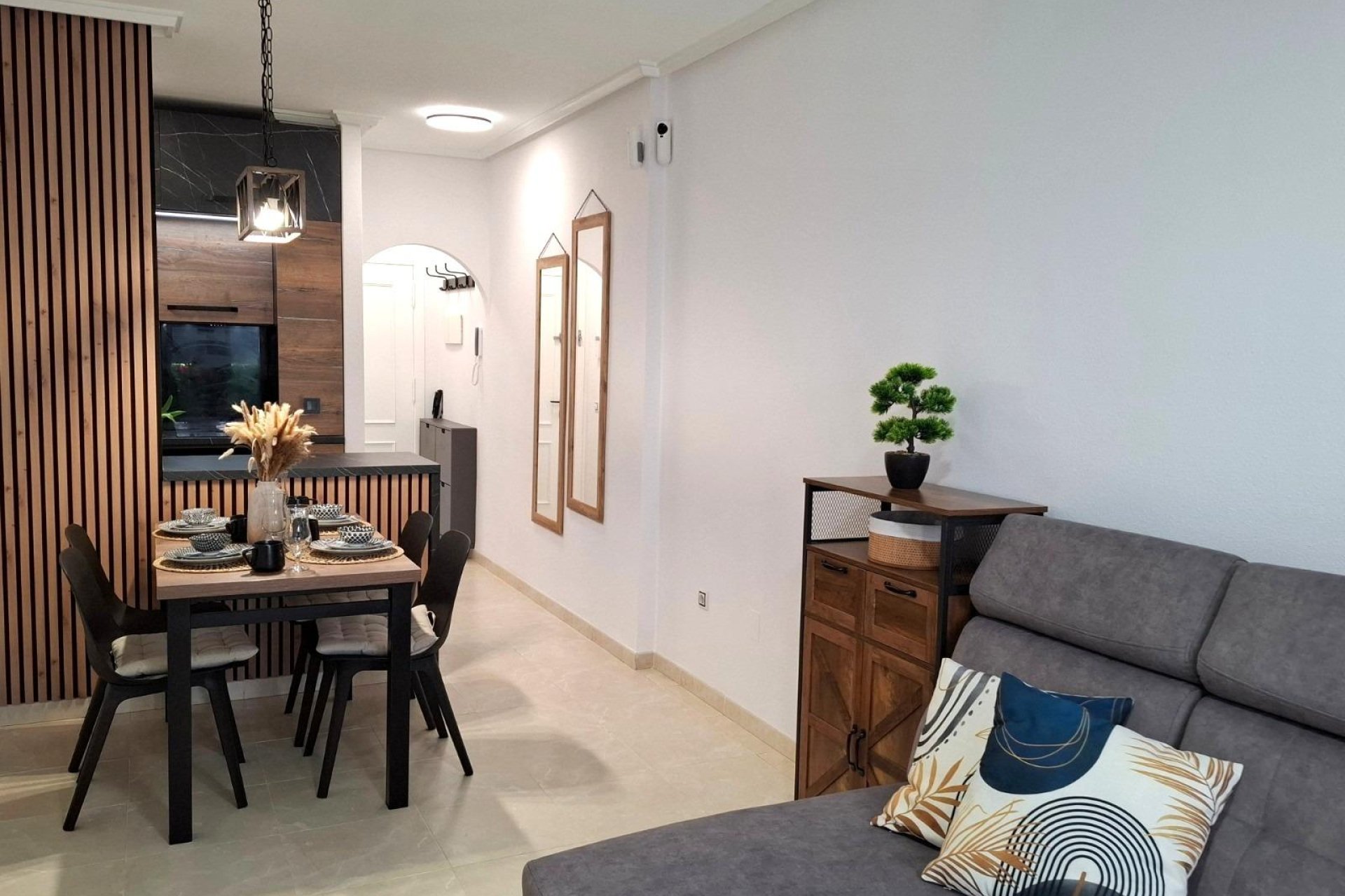Resale - Apartment -
Torrevieja - Estacion De Autobuses