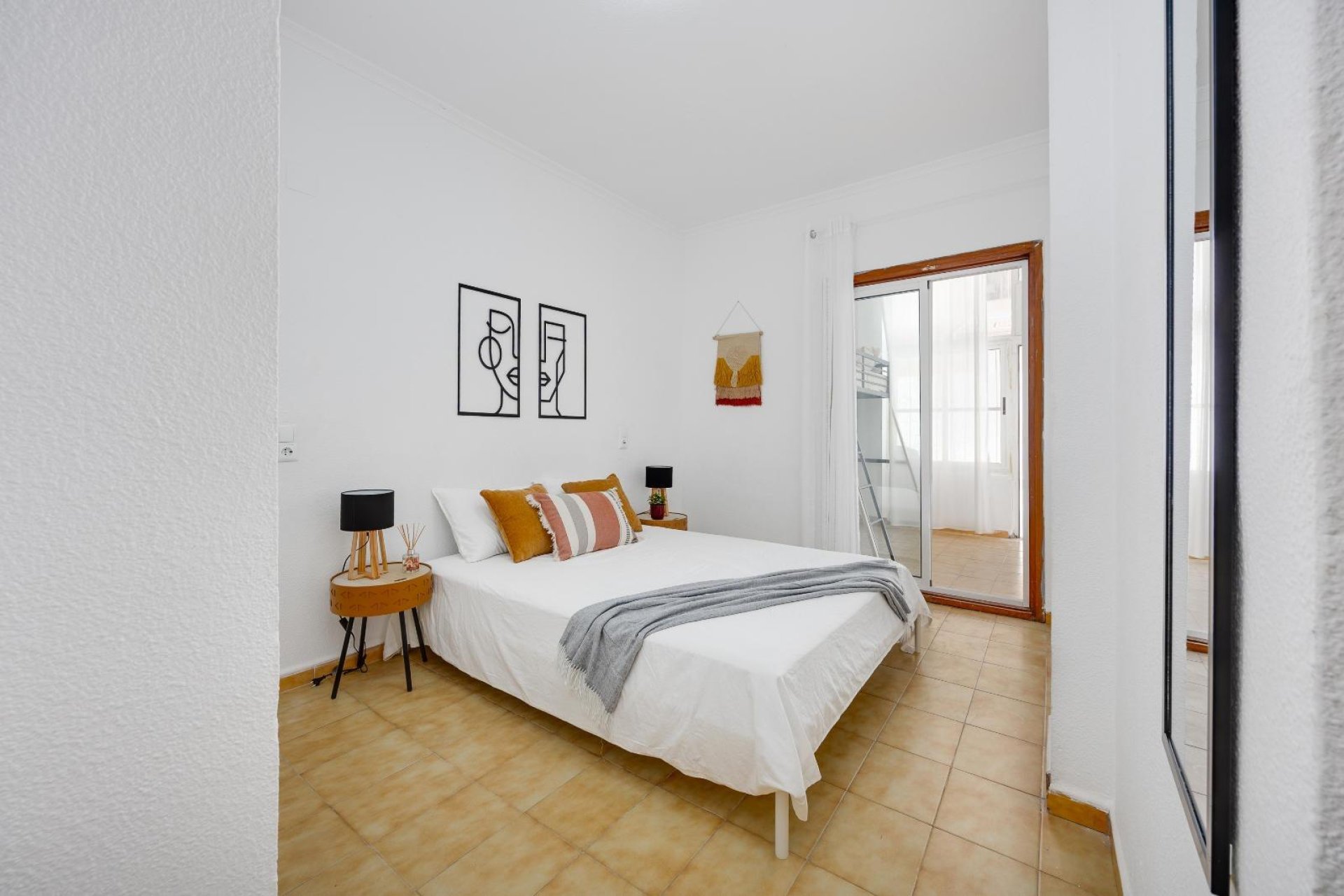 Resale - Apartment -
Torrevieja - Estacion De Autobuses