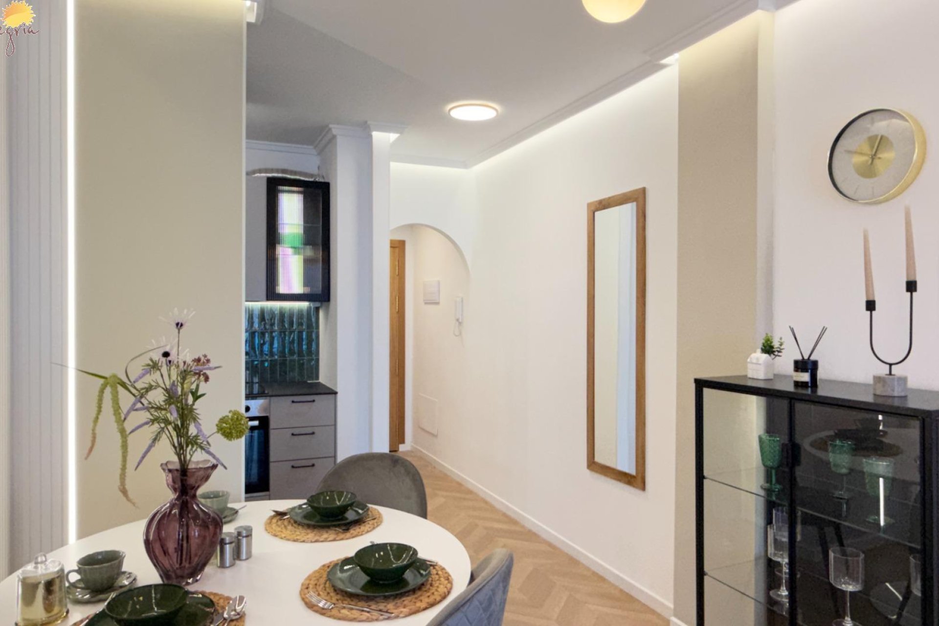 Resale - Apartment -
Torrevieja - Estacion De Autobuses