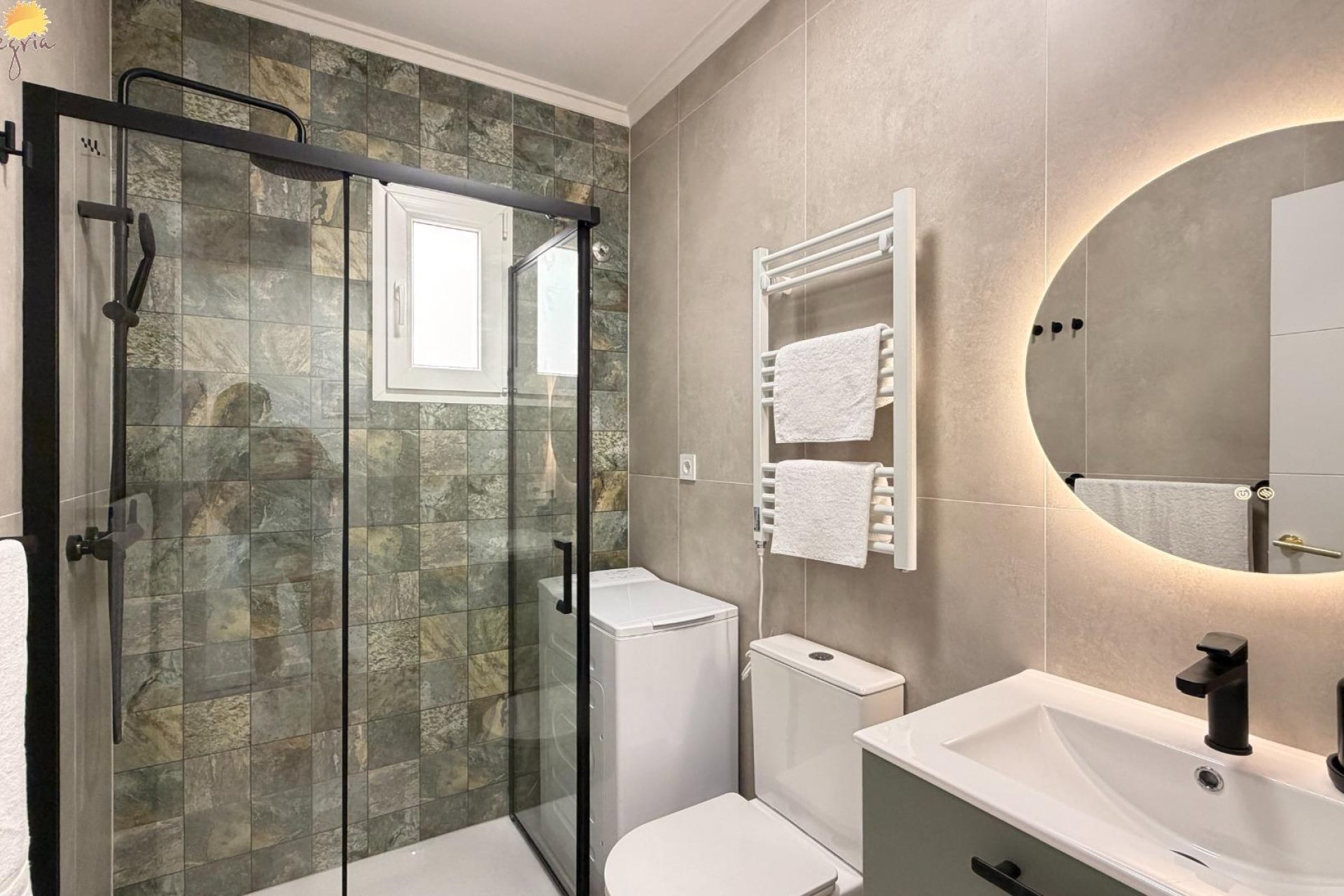 Resale - Apartment -
Torrevieja - Estacion De Autobuses