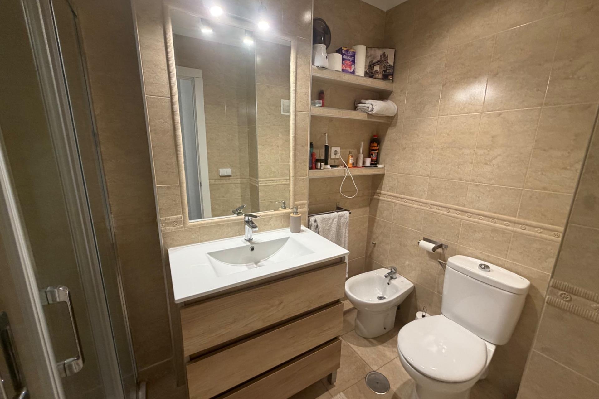 Resale - Apartment -
Torrevieja - Estacion De Autobuses