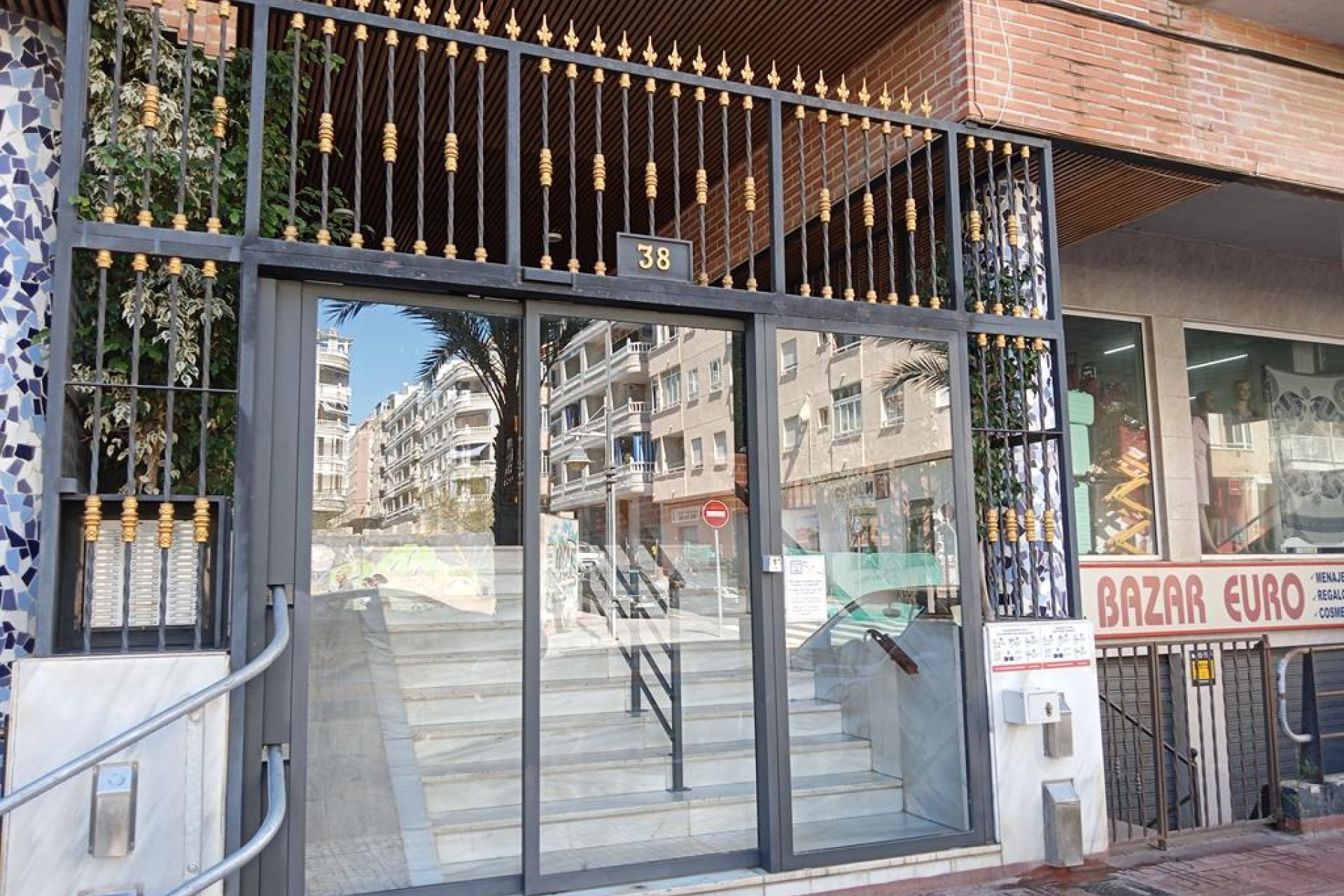 Resale - Apartment -
Torrevieja - Habaneras