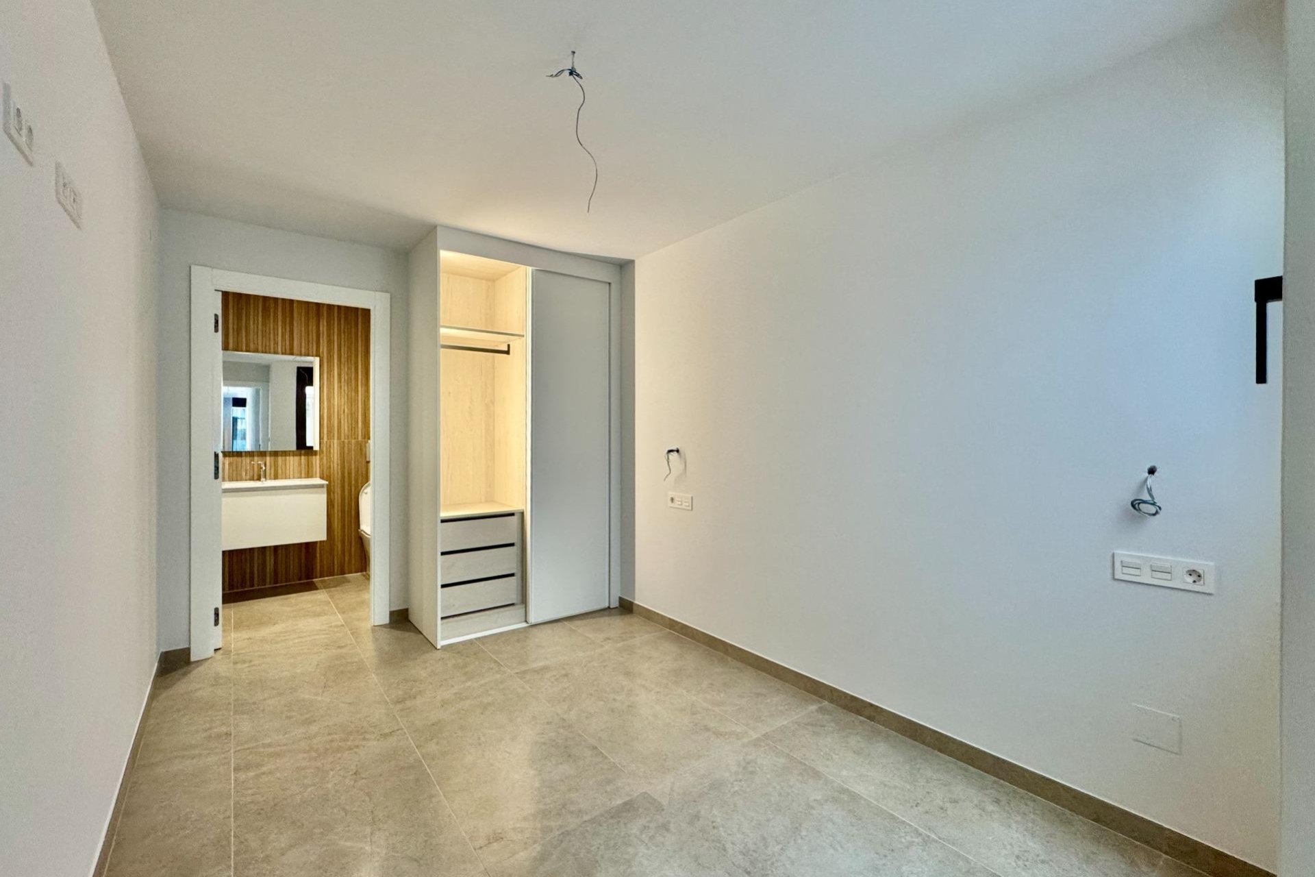 Resale - Apartment -
Torrevieja - Habaneras