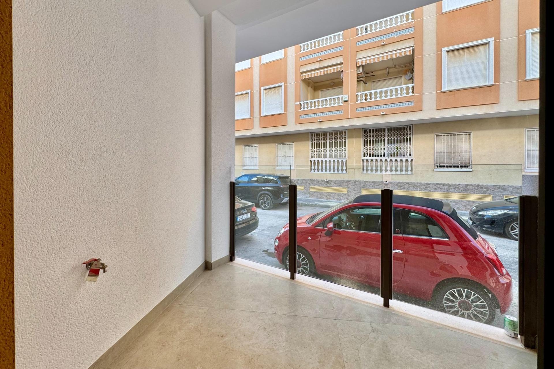 Resale - Apartment -
Torrevieja - Habaneras