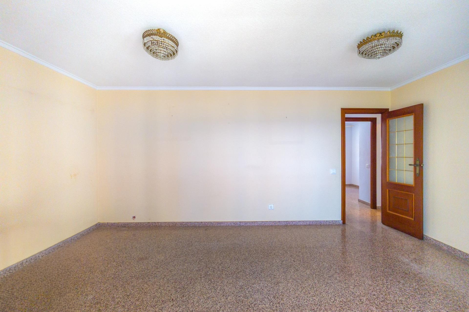 Resale - Apartment -
Torrevieja - La Mata Pueblo