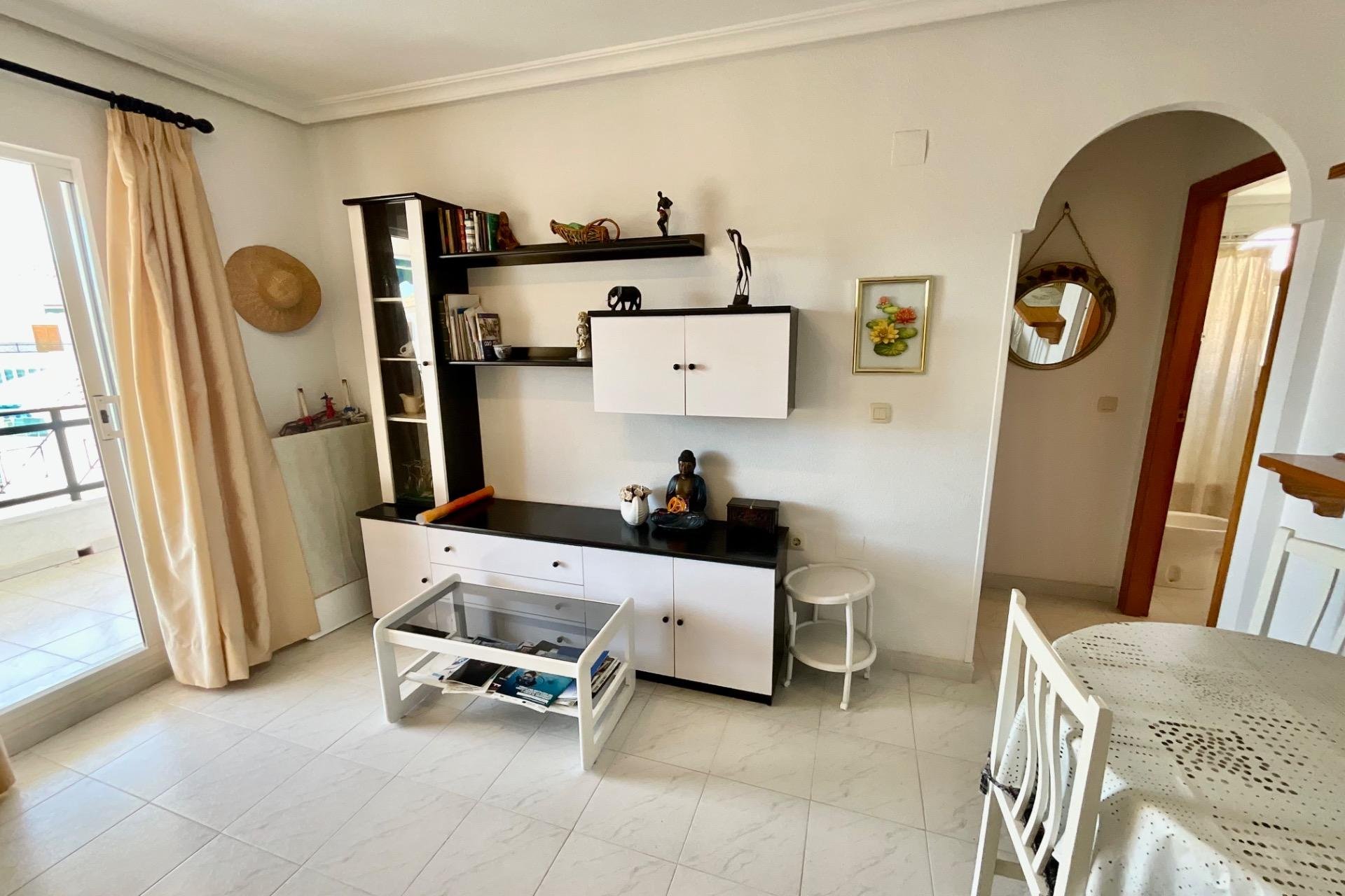 Resale - Apartment -
Torrevieja - La Mata