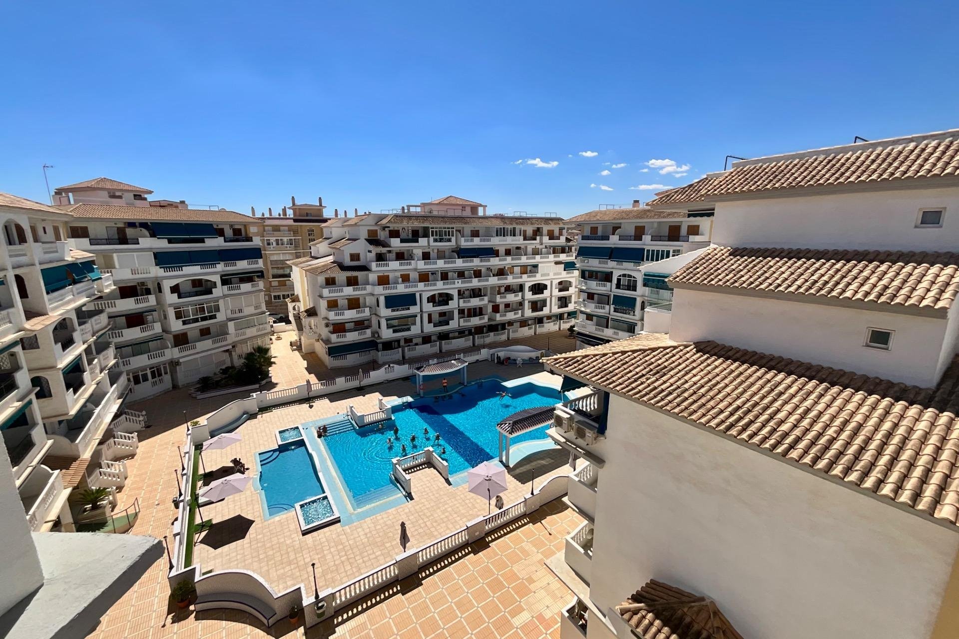 Resale - Apartment -
Torrevieja - La Mata