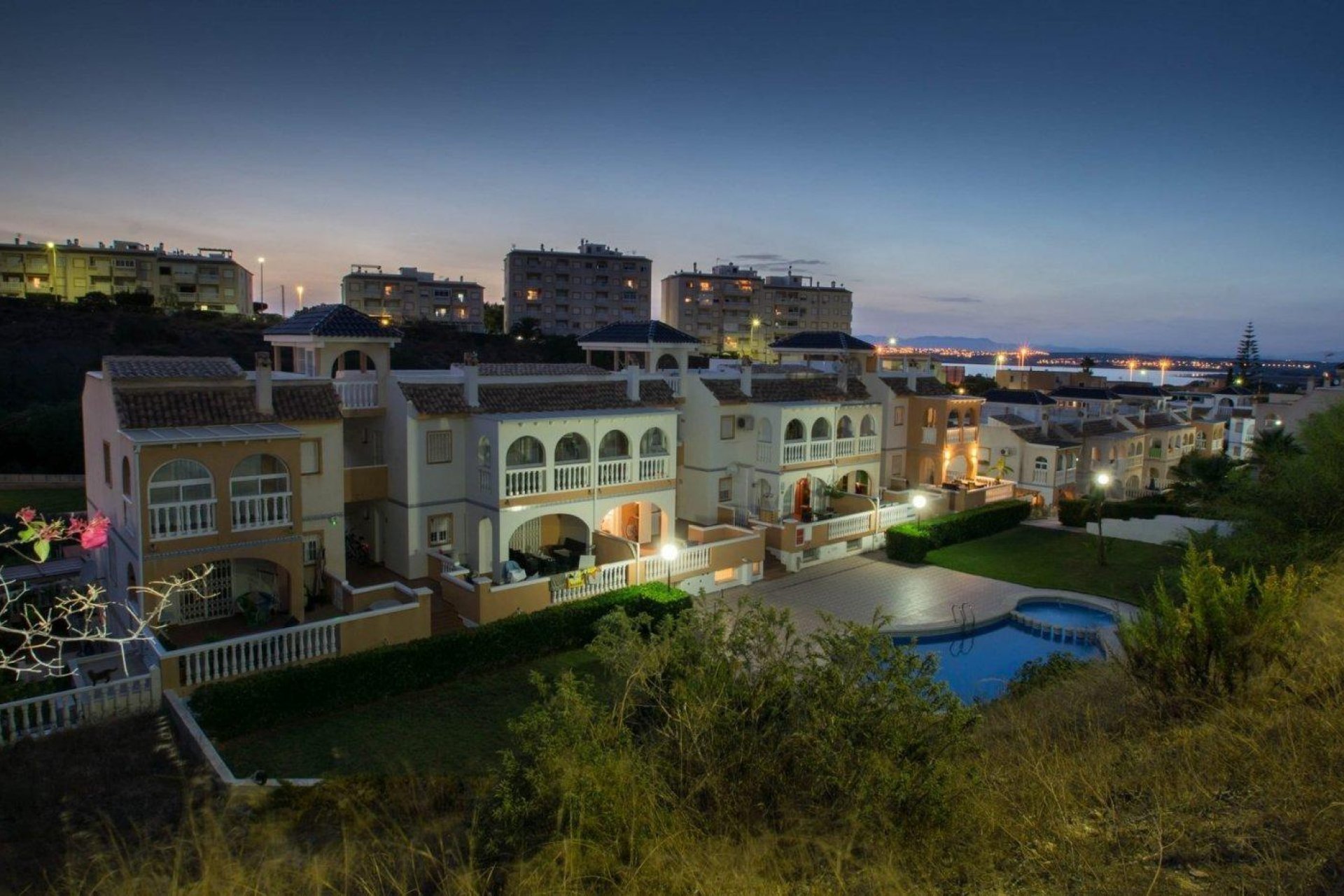 Resale - Apartment -
Torrevieja - La Mata