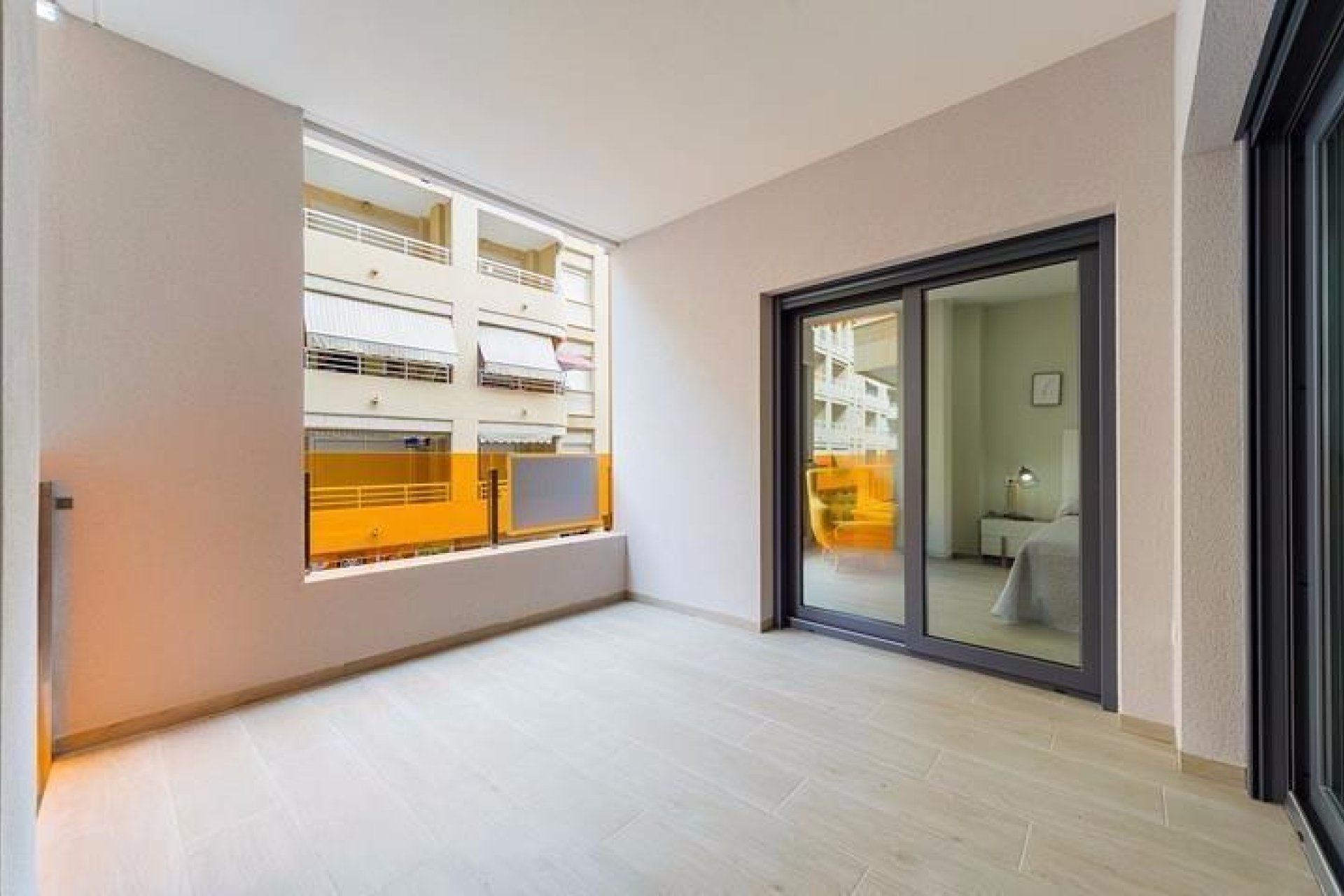 Resale - Apartment -
Torrevieja - La Mata