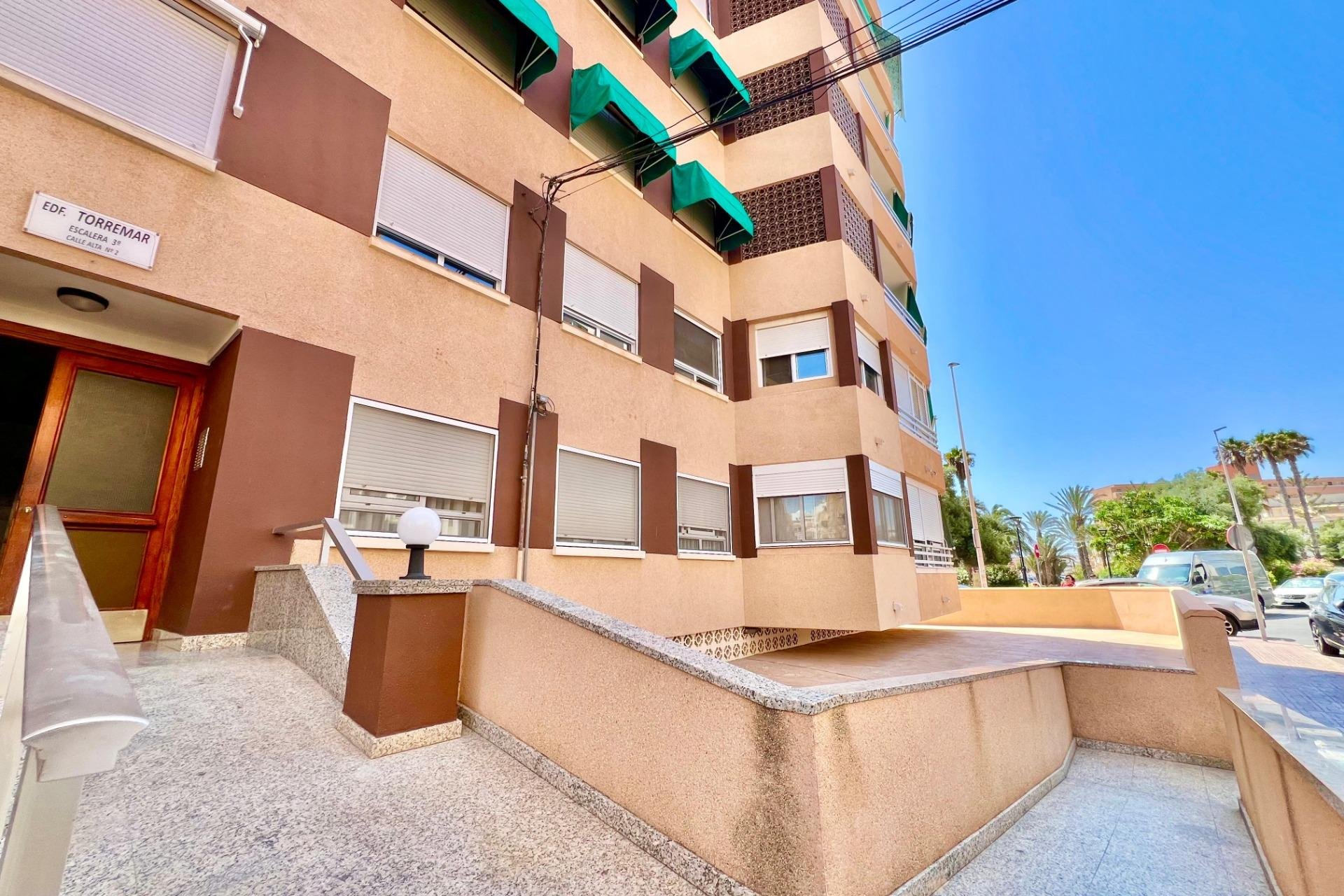 Resale - Apartment -
Torrevieja - La Mata
