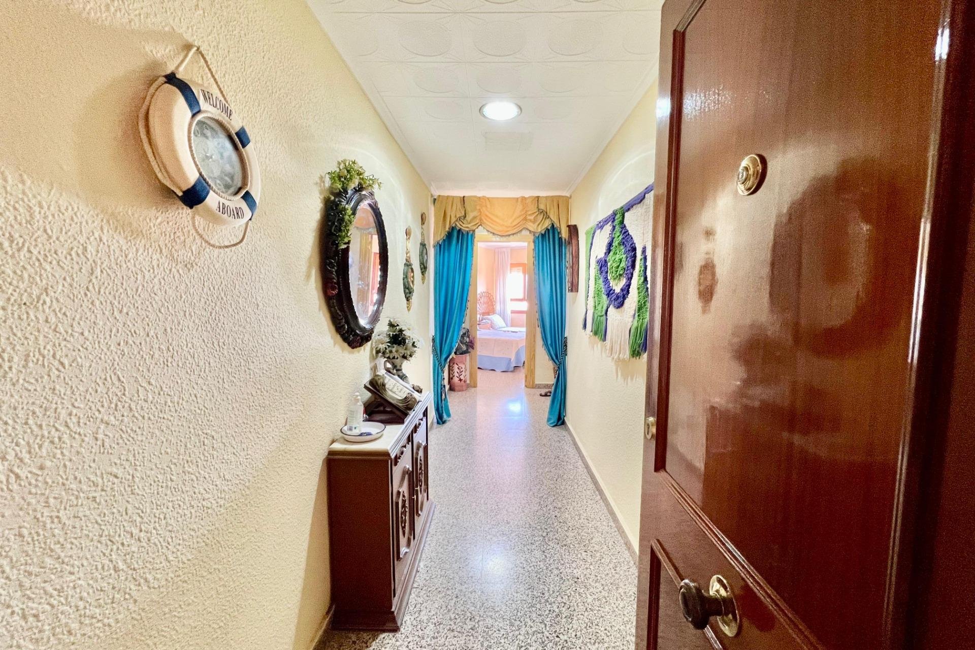 Resale - Apartment -
Torrevieja - La Mata