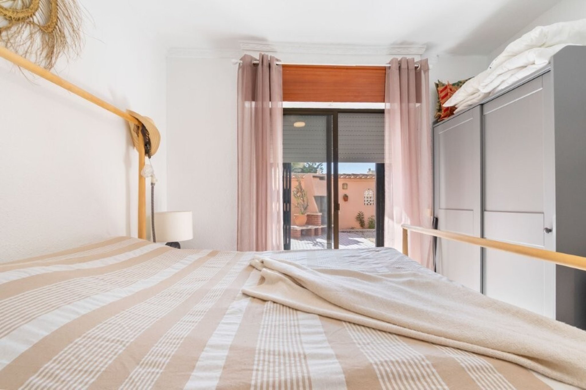 Resale - Apartment -
Torrevieja - La Rosaleda