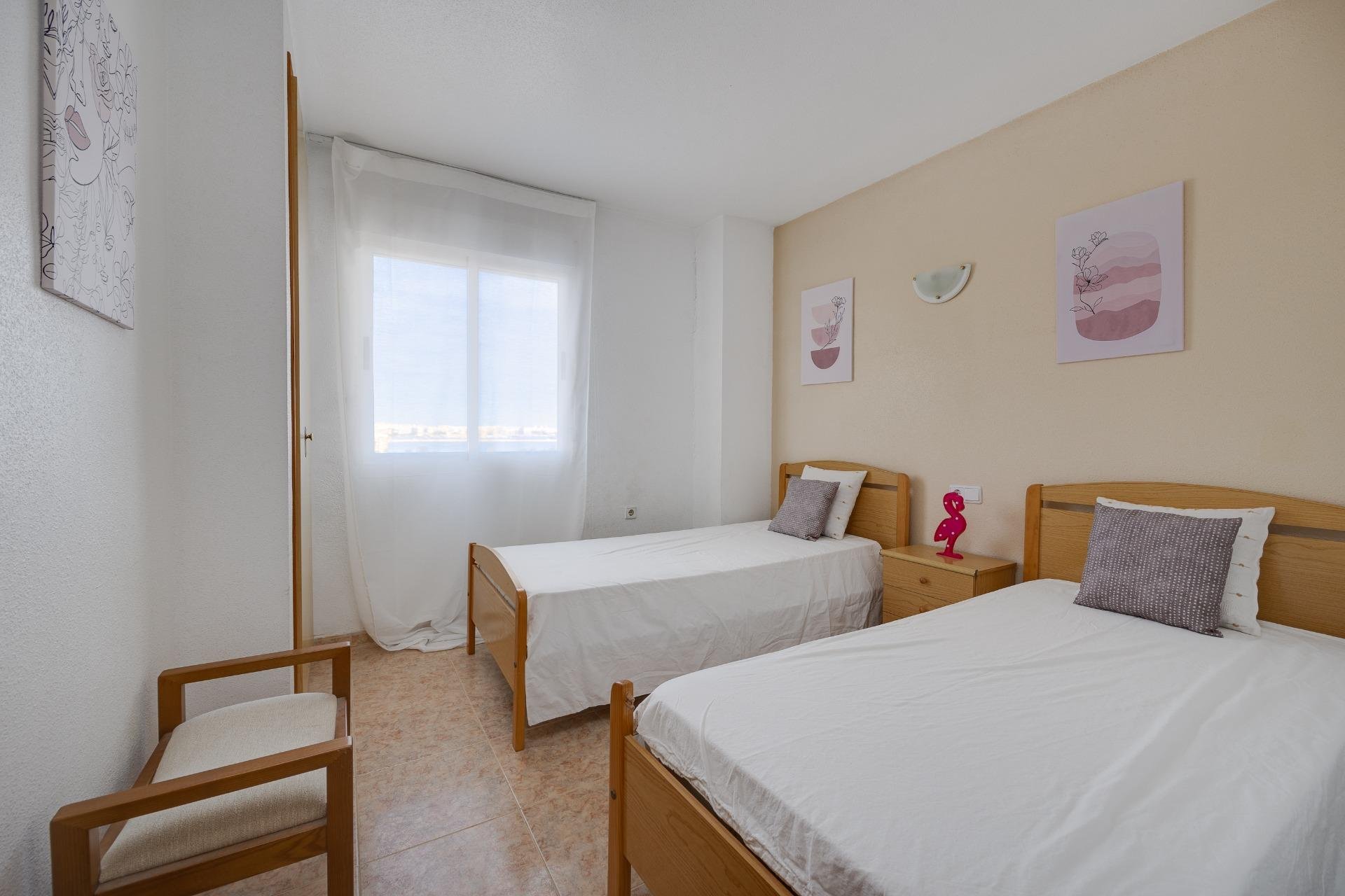 Resale - Apartment -
Torrevieja - La Veleta