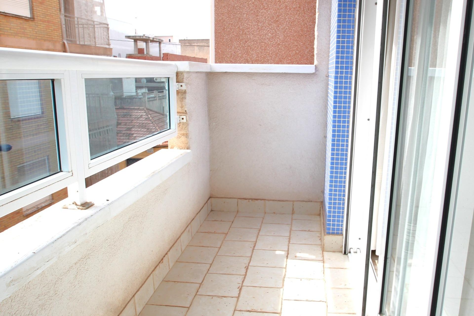 Resale - Apartment -
Torrevieja - Las Piscinas Naturales