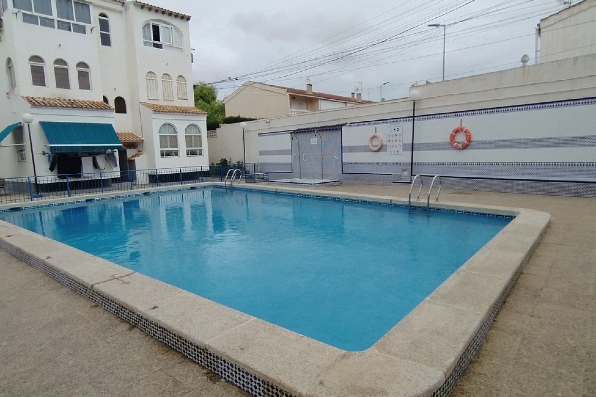 Resale - Apartment -
Torrevieja - LOS NAUFRAGOS PLAYA
