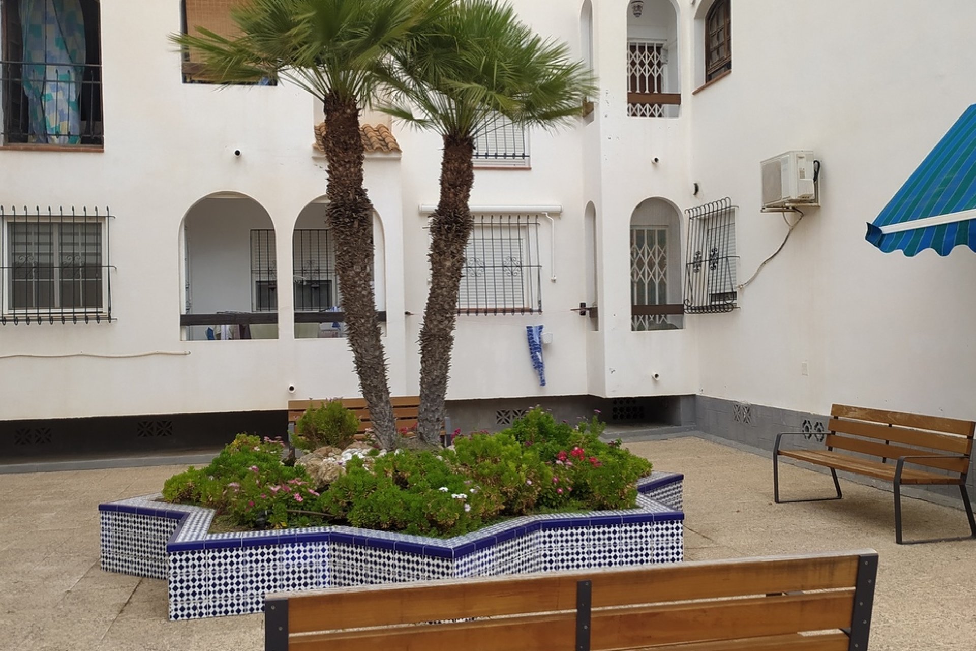 Resale - Apartment -
Torrevieja - LOS NAUFRAGOS PLAYA