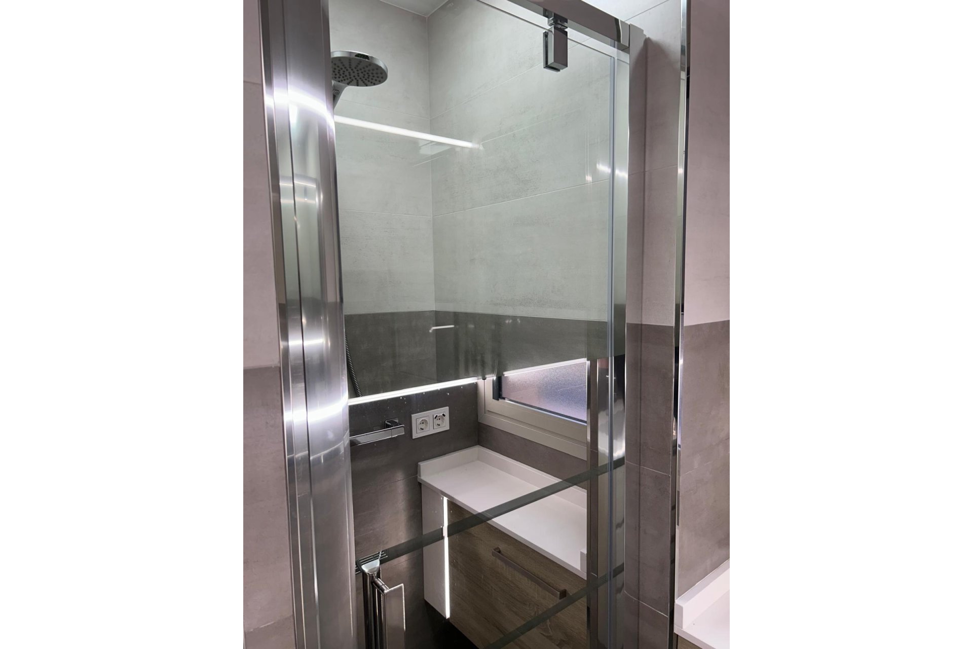 Resale - Apartment -
Torrevieja - Nueva Torrevieja