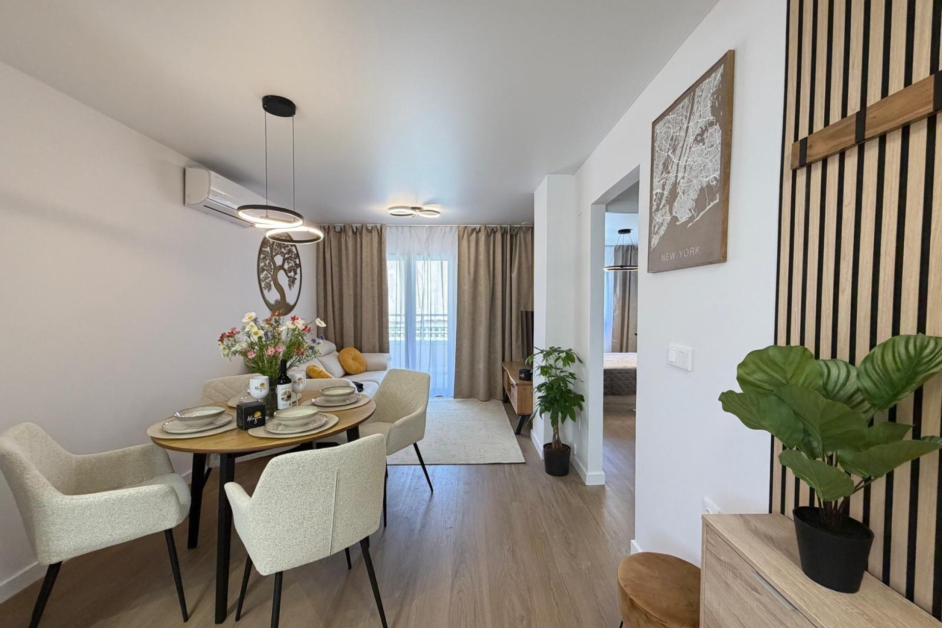 Resale - Apartment -
Torrevieja - Nueva Torrevieja