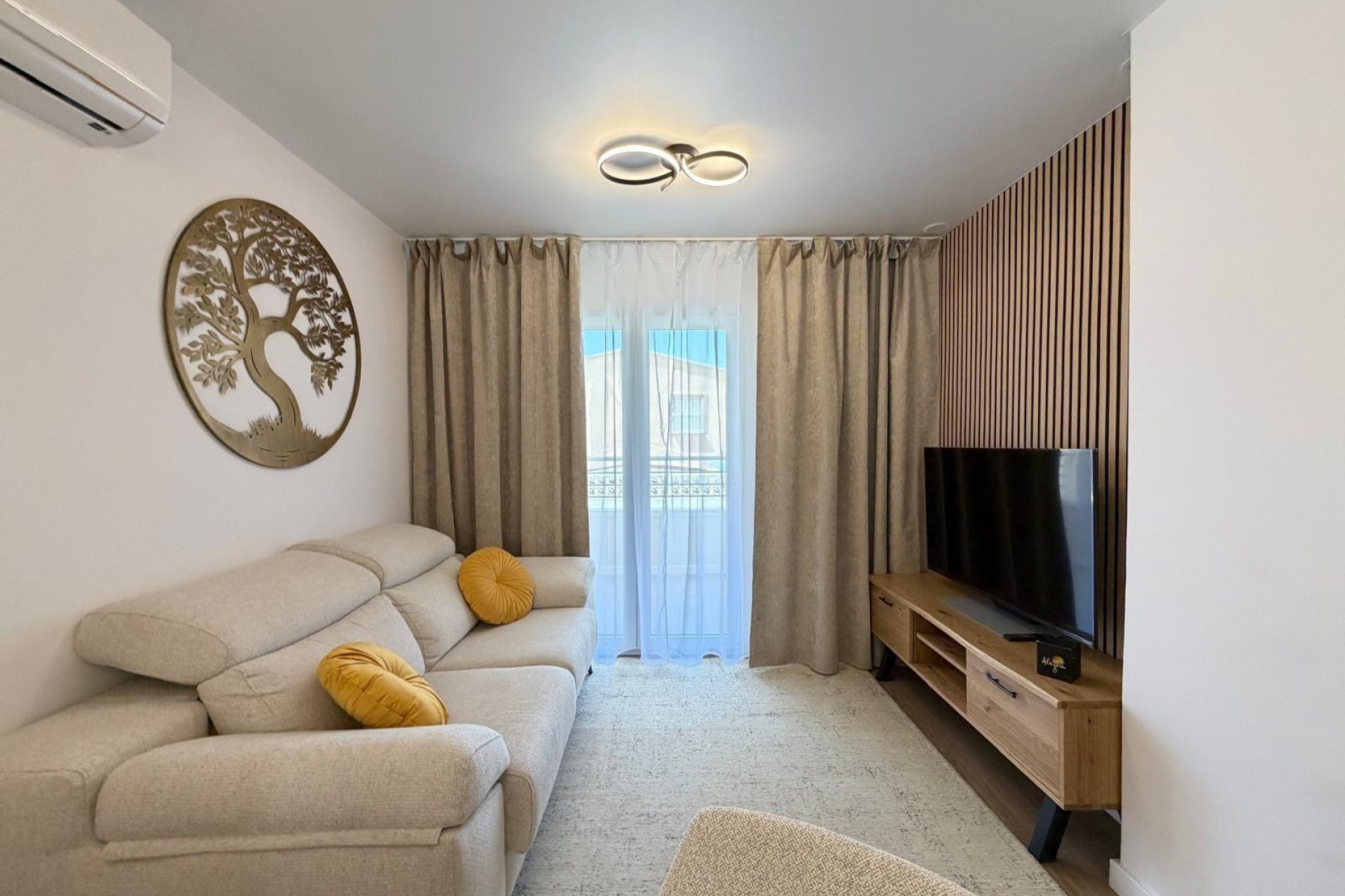 Resale - Apartment -
Torrevieja - Nueva Torrevieja