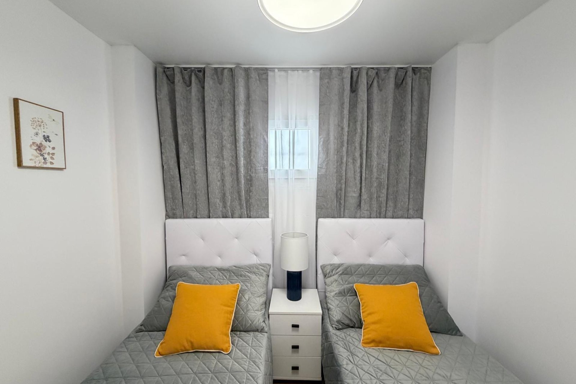 Resale - Apartment -
Torrevieja - Nueva Torrevieja