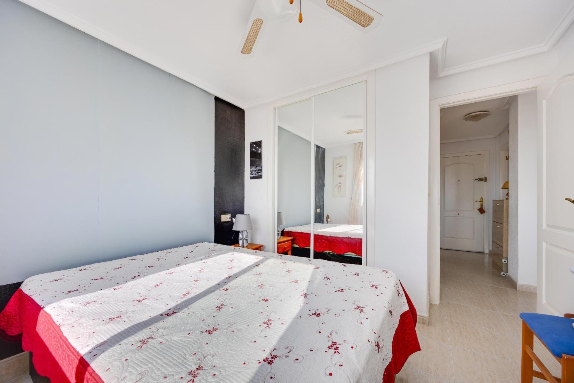 Resale - Apartment -
Torrevieja - Nueva Torrevieja