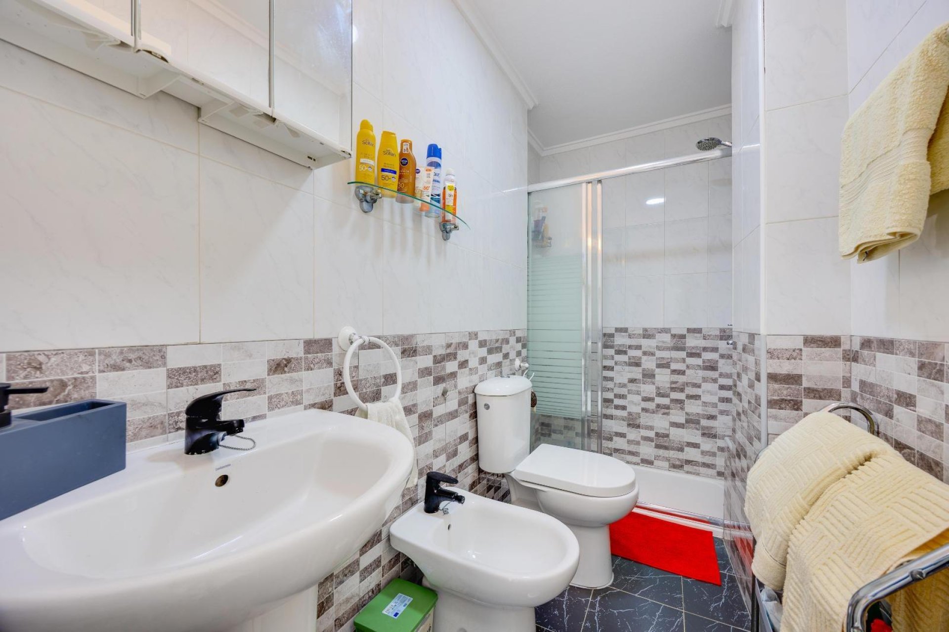 Resale - Apartment -
Torrevieja - Nueva Torrevieja