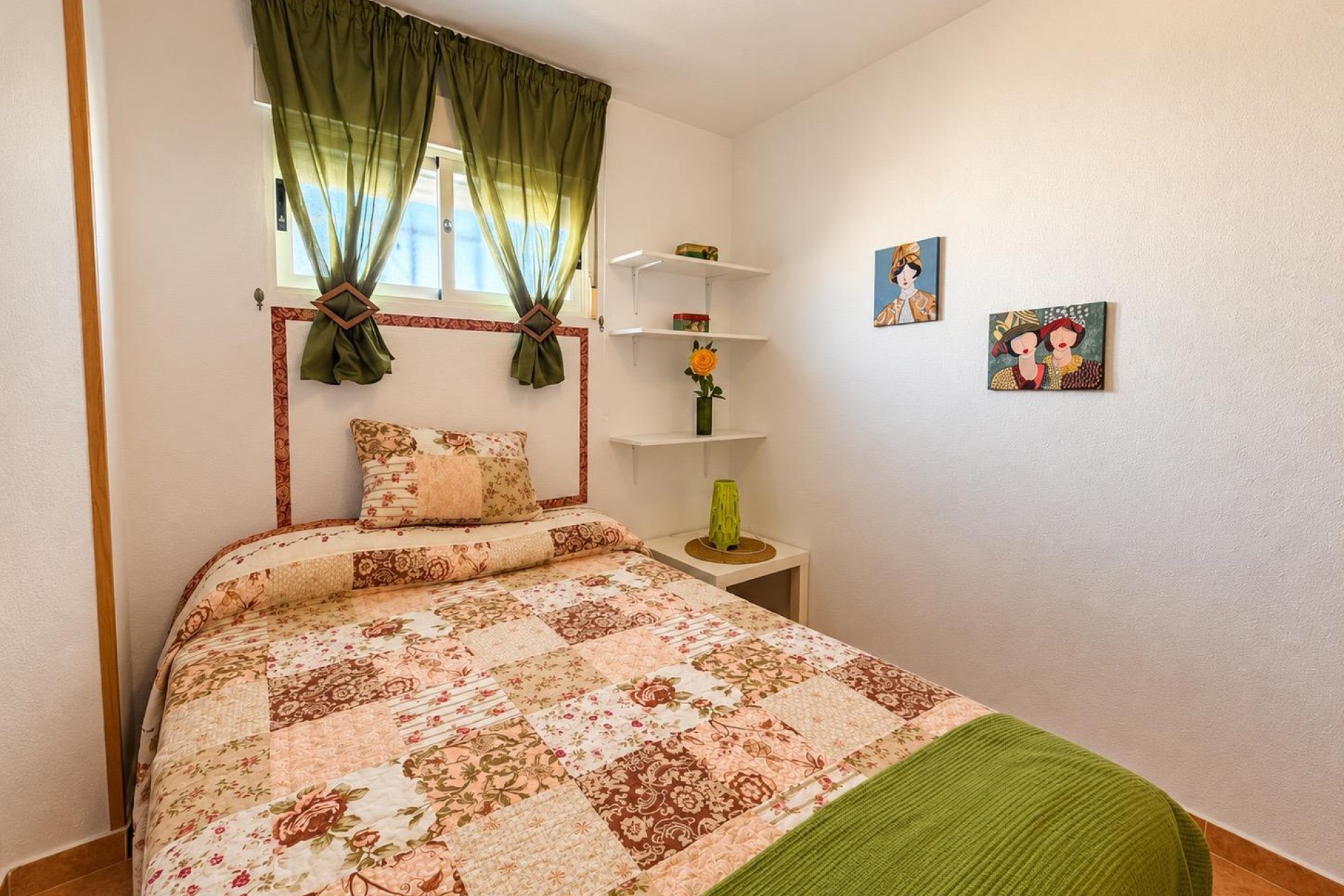 Resale - Apartment -
Torrevieja - Nueva Torrevieja