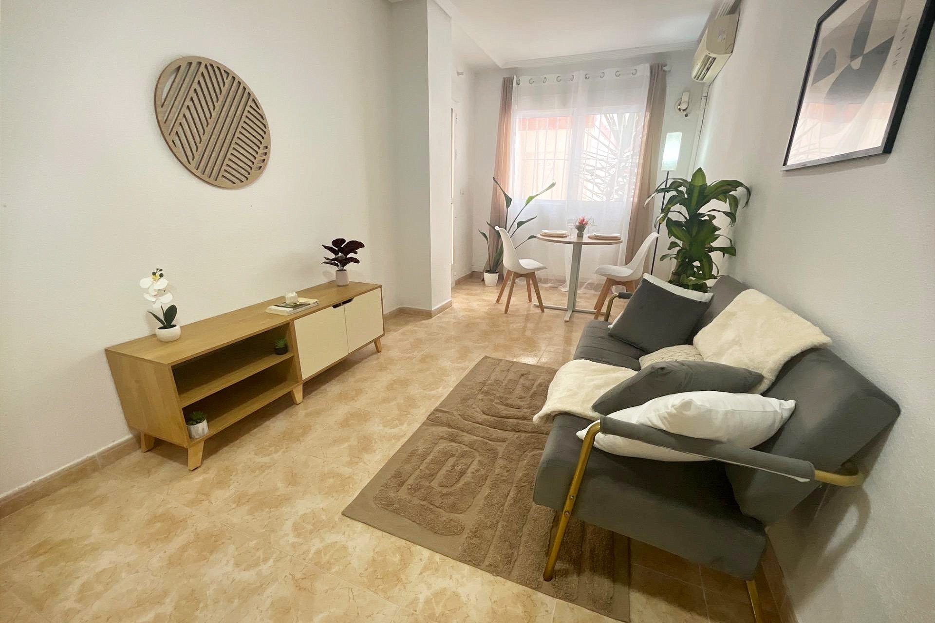 Resale - Apartment -
Torrevieja - PARQUE DE LAS NACIONES