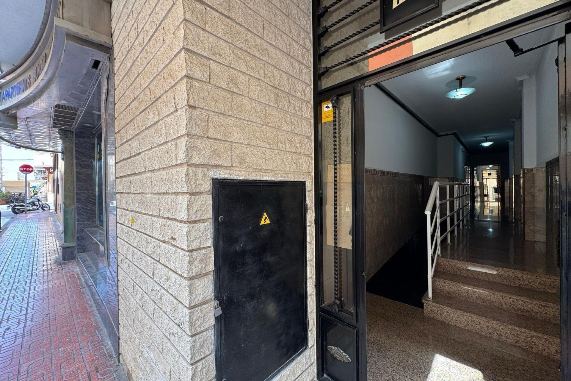 Resale - Apartment -
Torrevieja - Playa de los Locos
