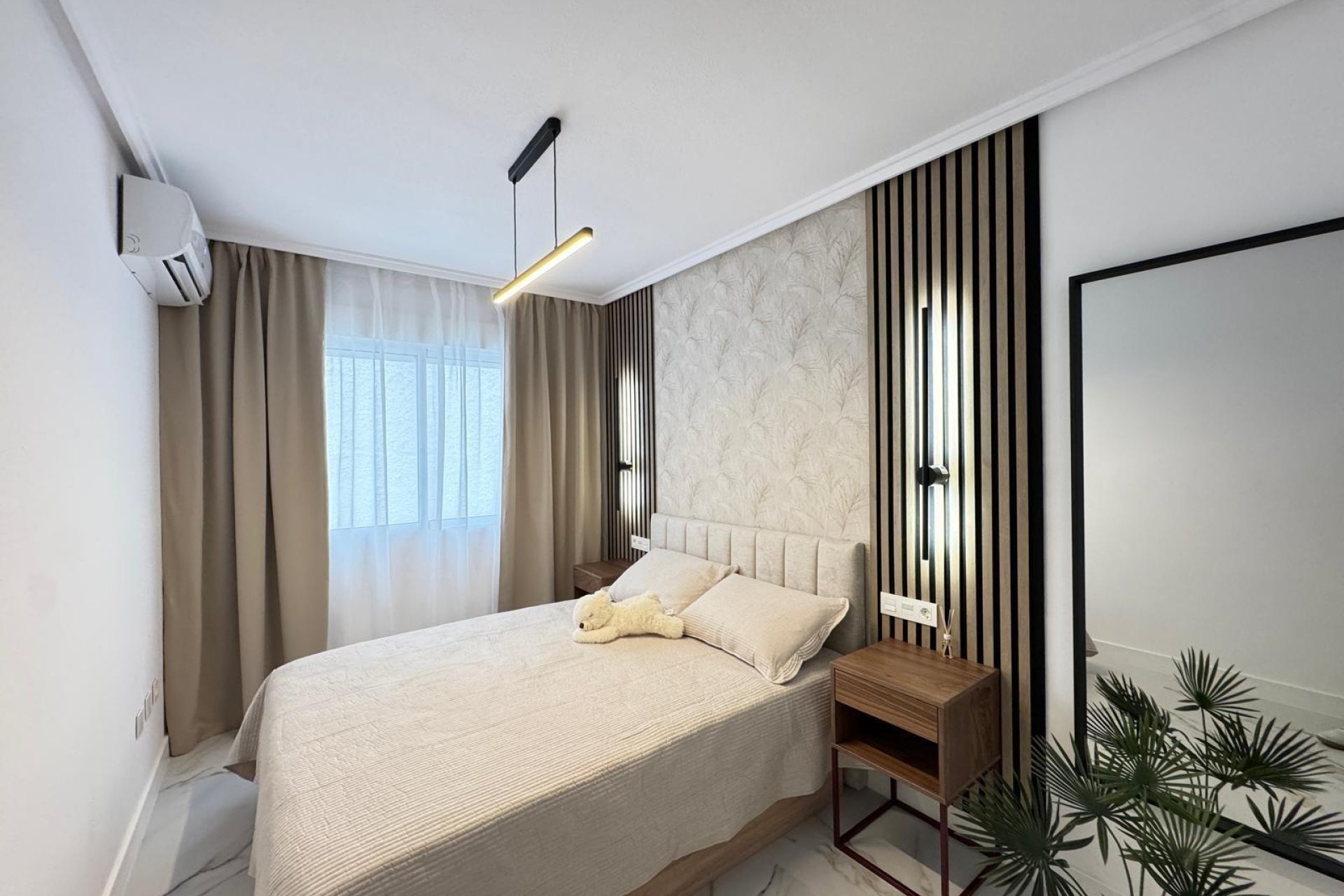 Resale - Apartment -
Torrevieja - Playa de los Locos