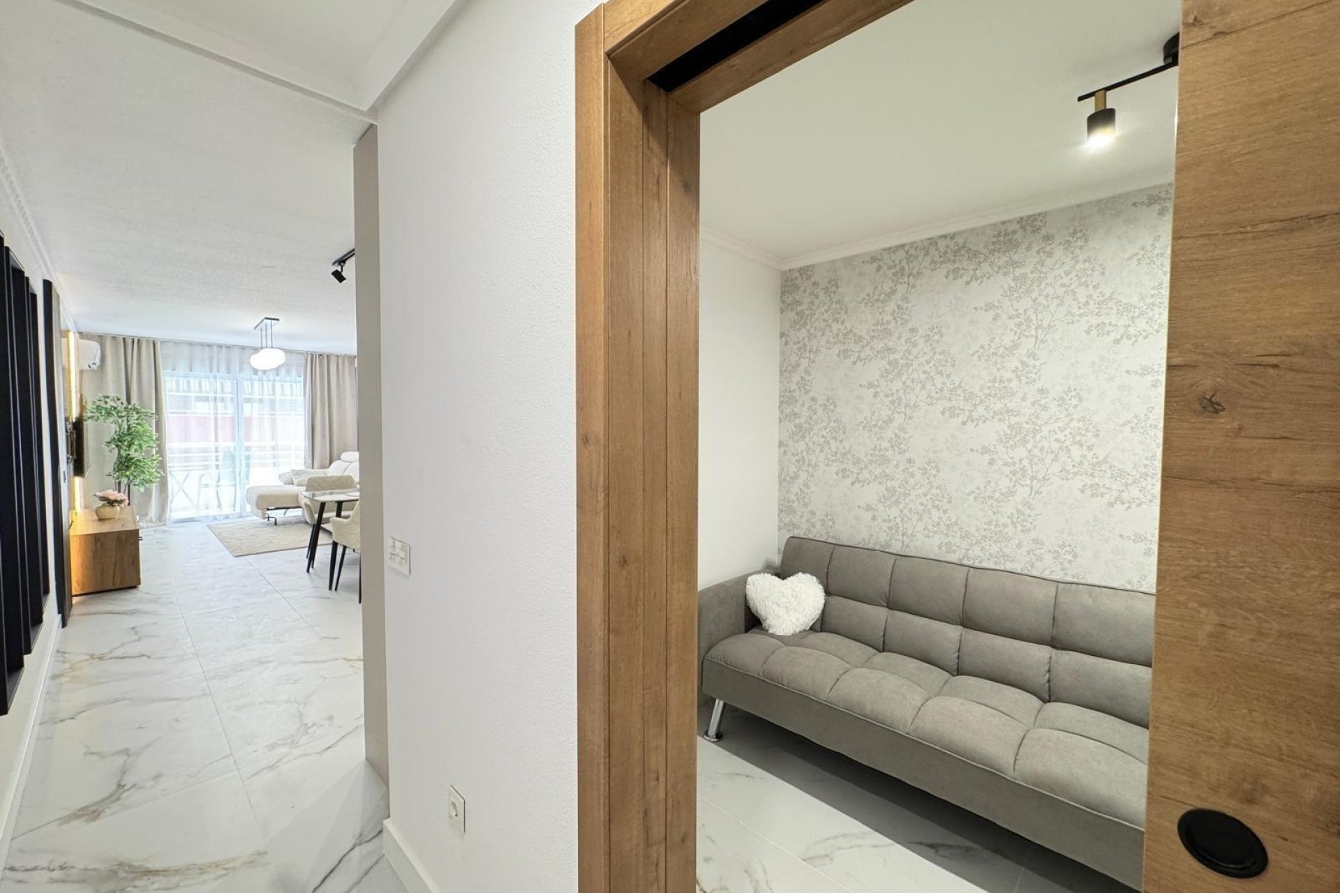 Resale - Apartment -
Torrevieja - Playa de los Locos