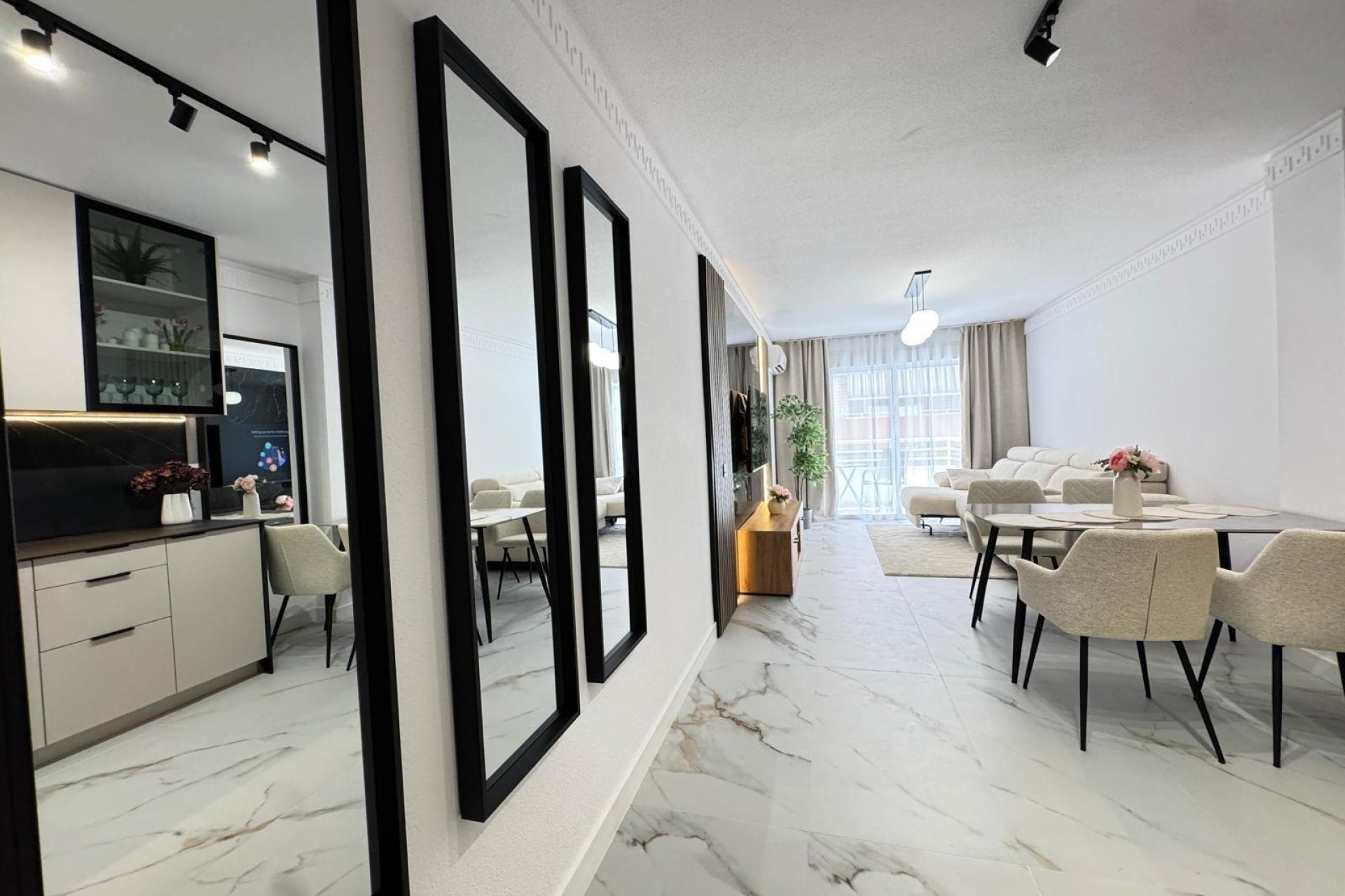 Resale - Apartment -
Torrevieja - Playa de los Locos