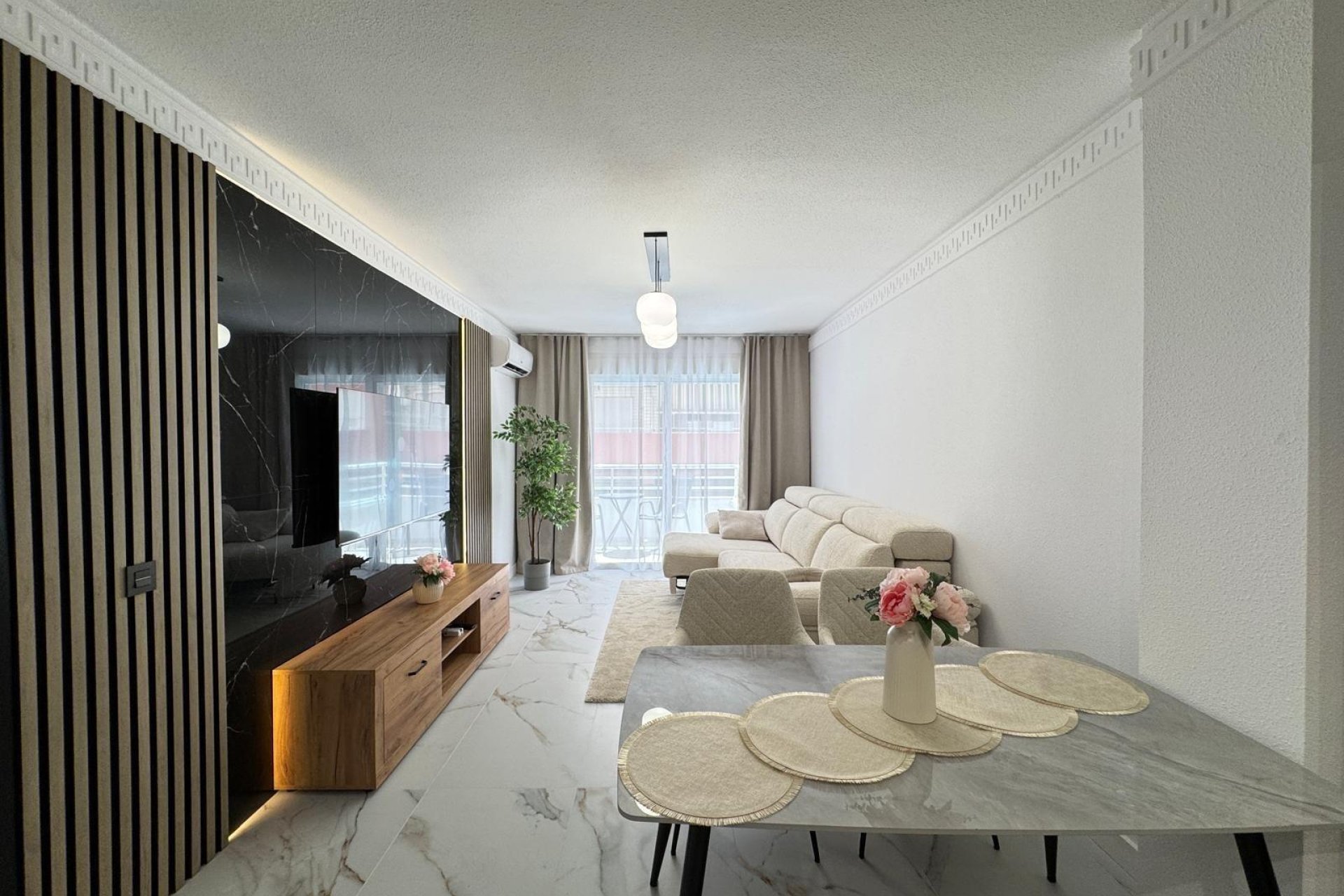 Resale - Apartment -
Torrevieja - Playa de los Locos