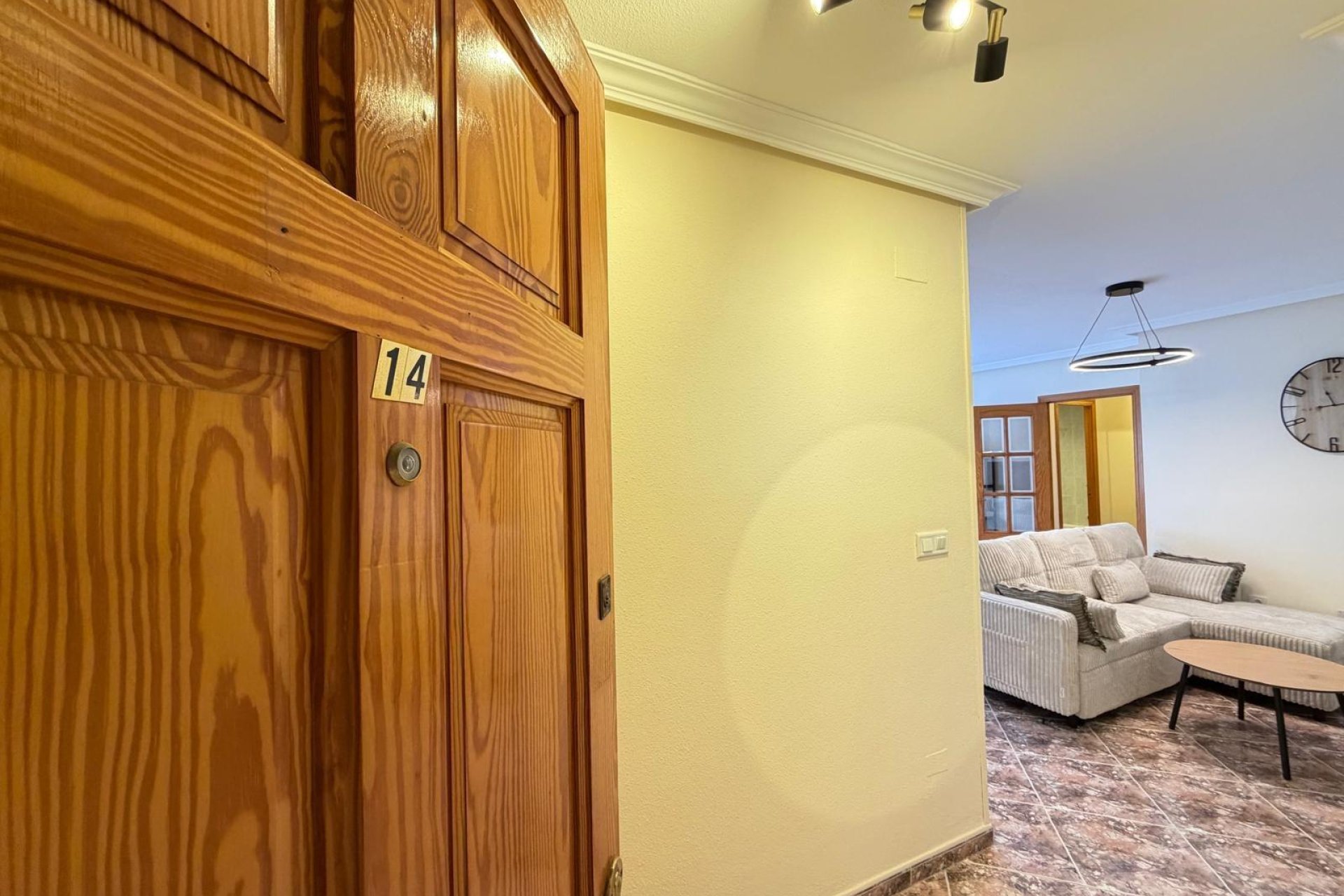 Resale - Apartment -
Torrevieja - Playa de los Locos