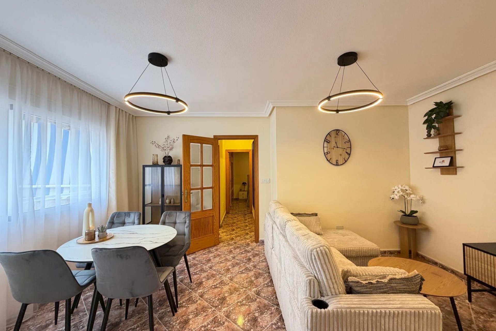 Resale - Apartment -
Torrevieja - Playa de los Locos