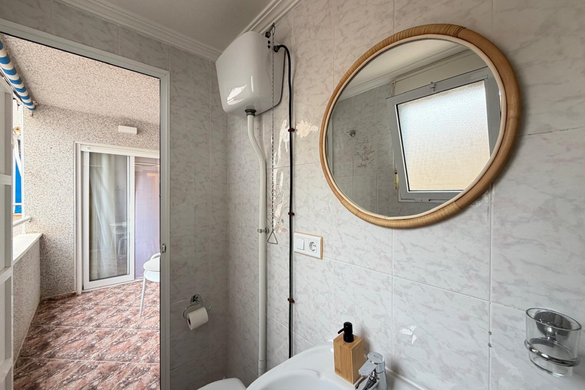 Resale - Apartment -
Torrevieja - Playa de los Locos