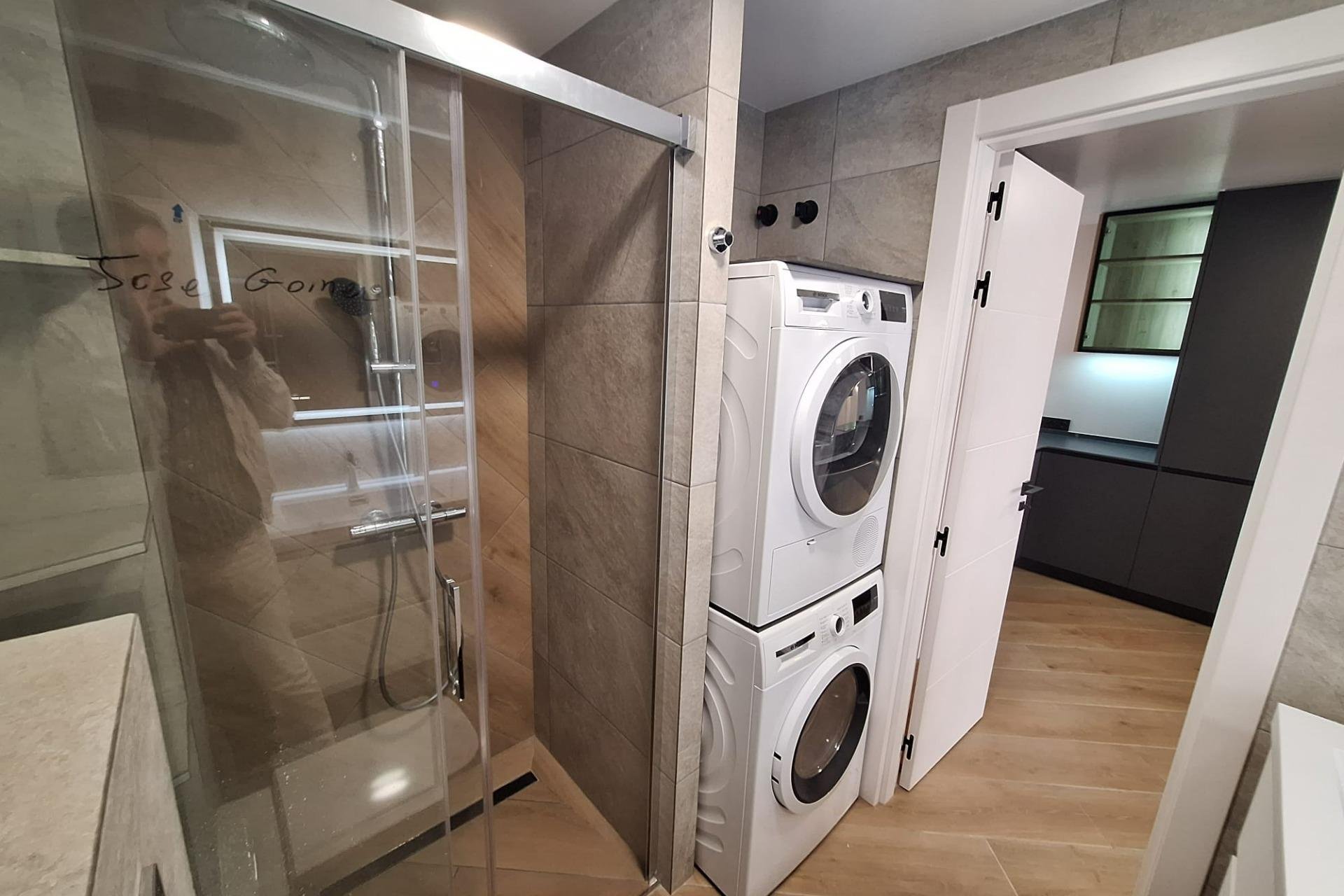 Resale - Apartment -
Torrevieja - Playa de los Locos