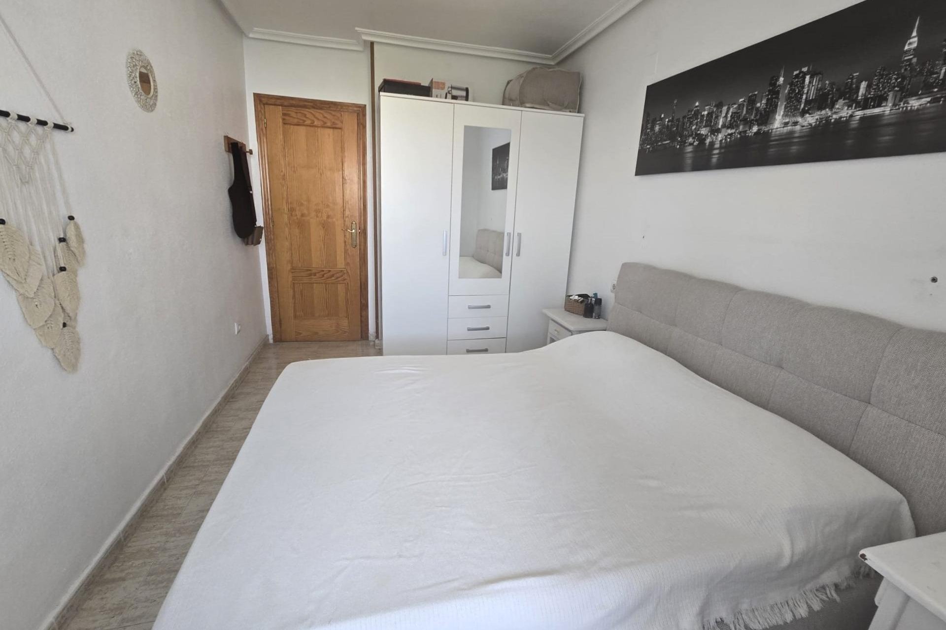 Resale - Apartment -
Torrevieja - Playa de los Locos