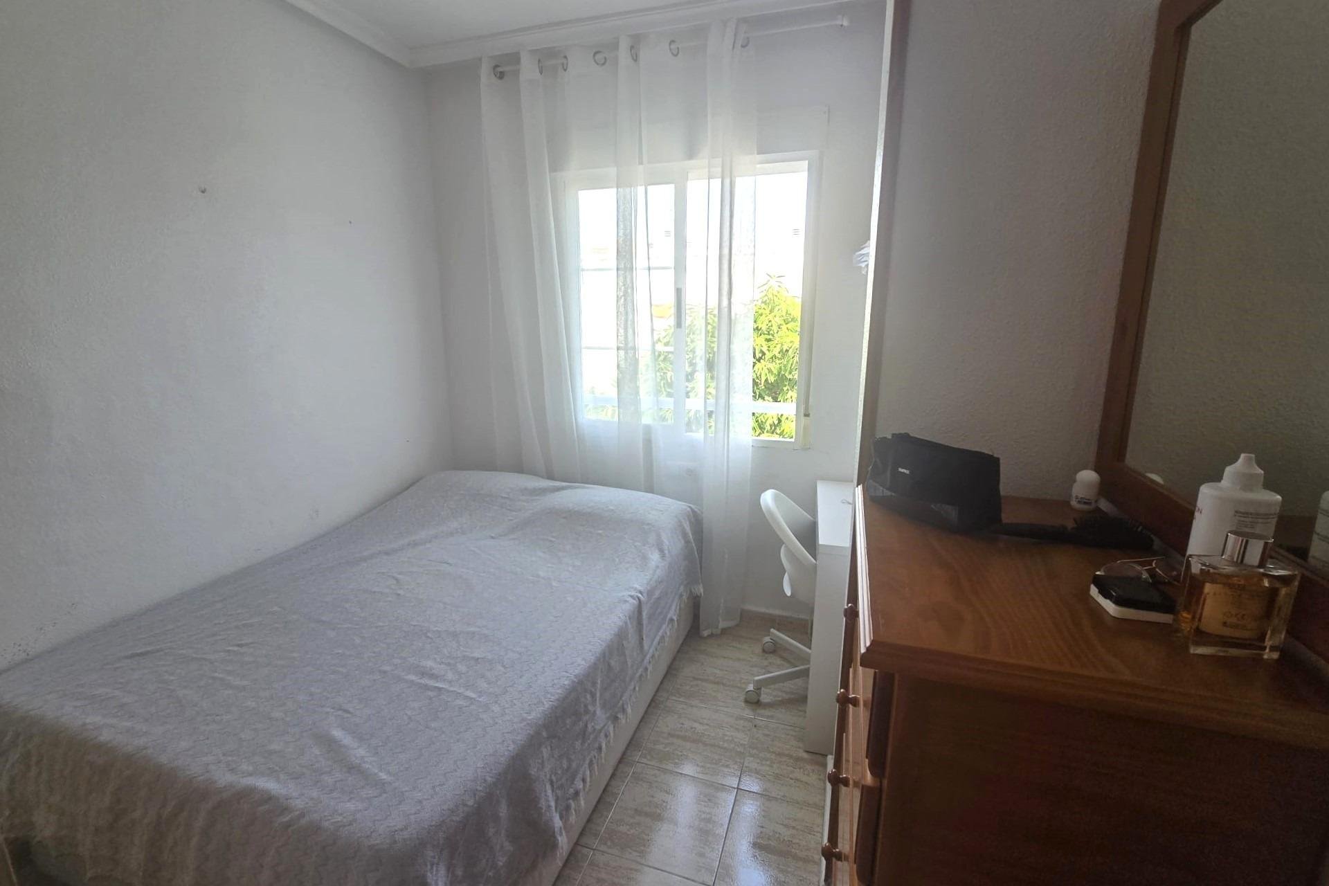 Resale - Apartment -
Torrevieja - Playa de los Locos