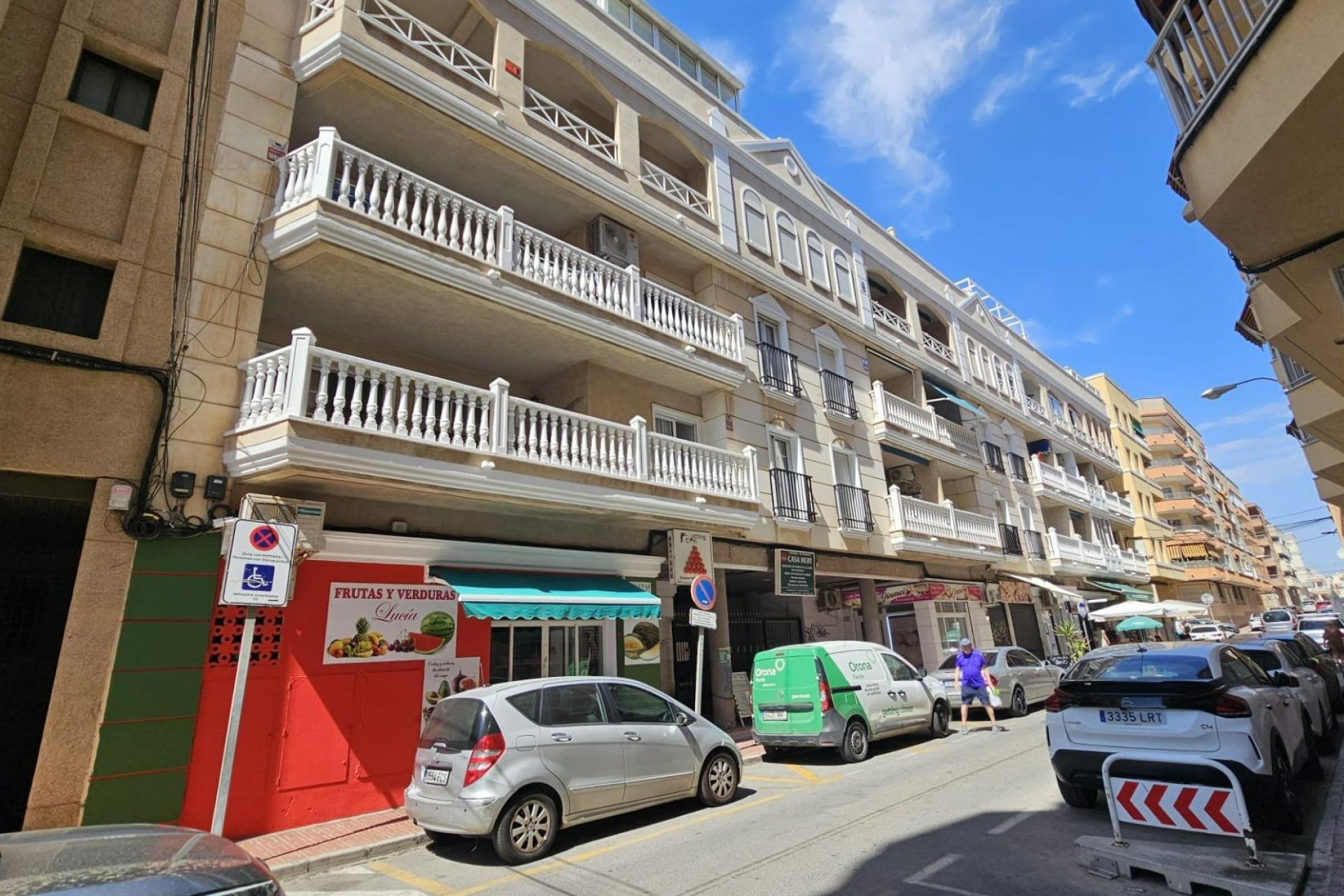Resale - Apartment -
Torrevieja - Playa de los Locos
