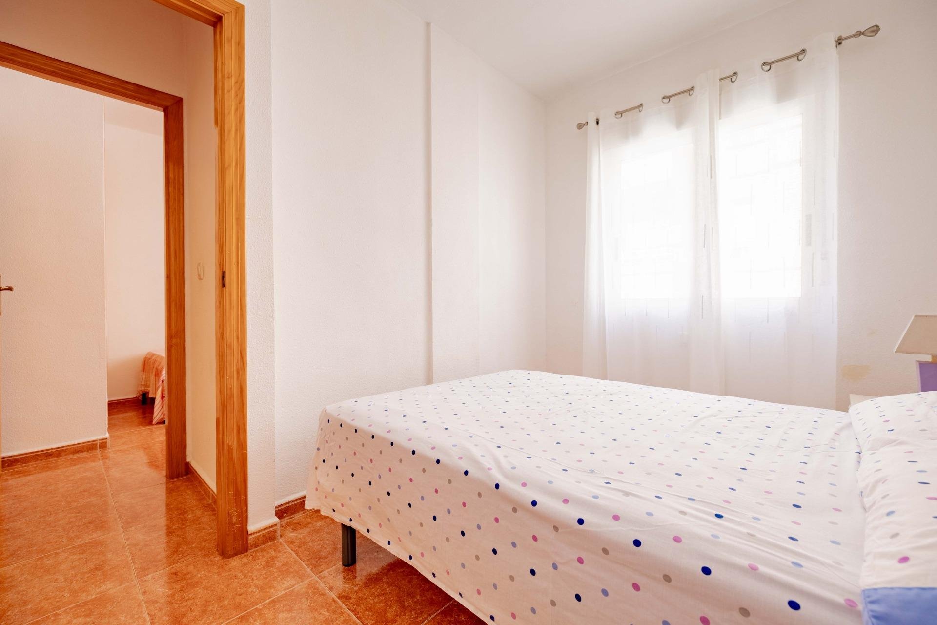 Resale - Apartment -
Torrevieja - Playa de los Locos